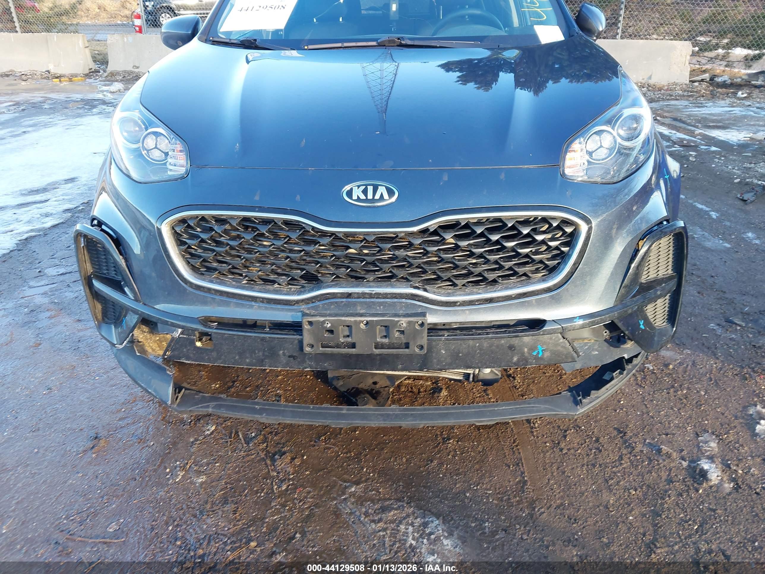 KIA SPORTAGE image 6