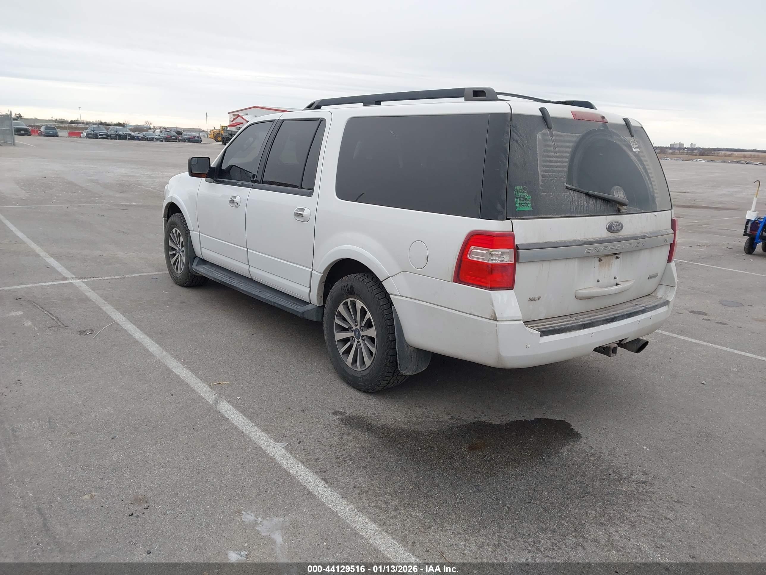 FORD EXPEDITION image 3