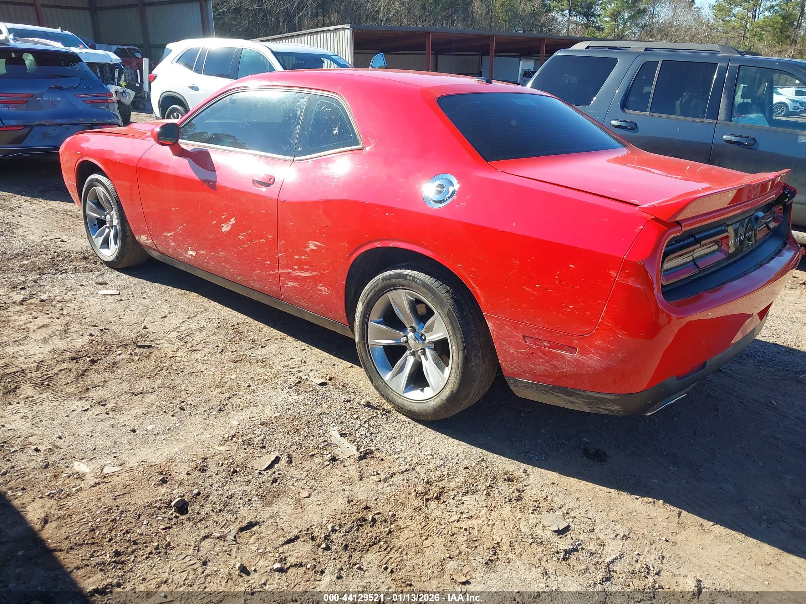 DODGE CHALLENGER image 3