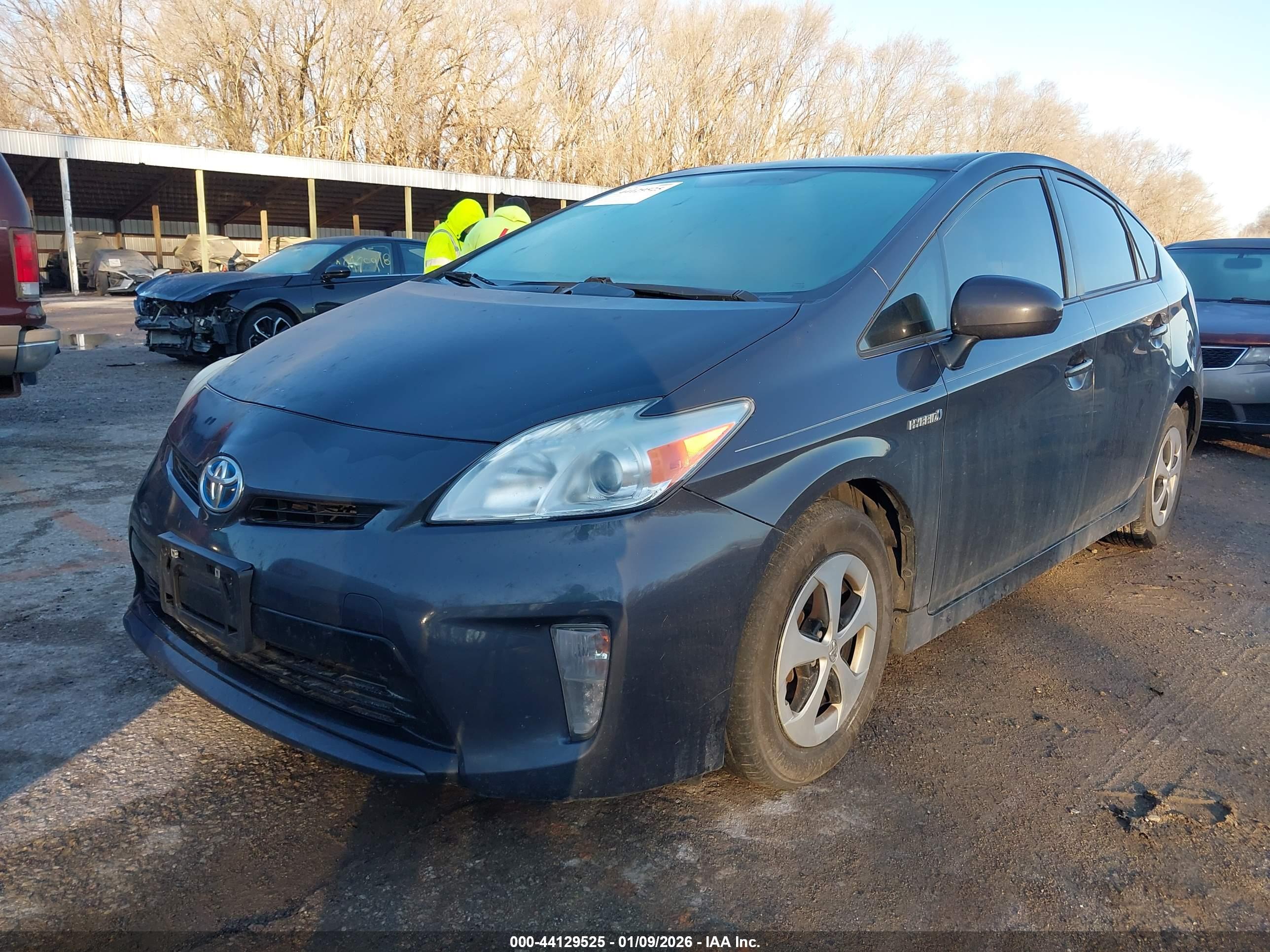 TOYOTA PRIUS image 2