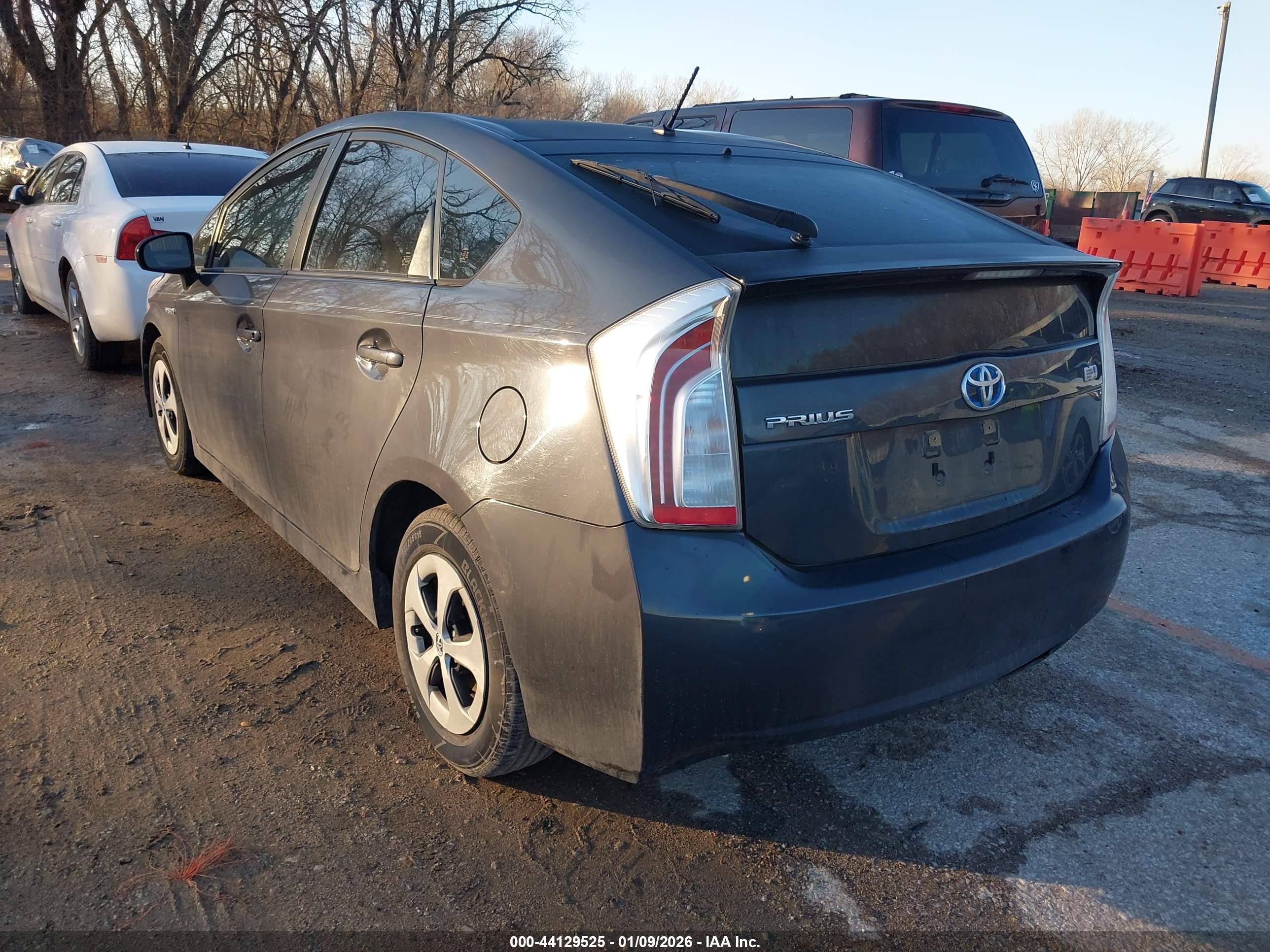 TOYOTA PRIUS image 3