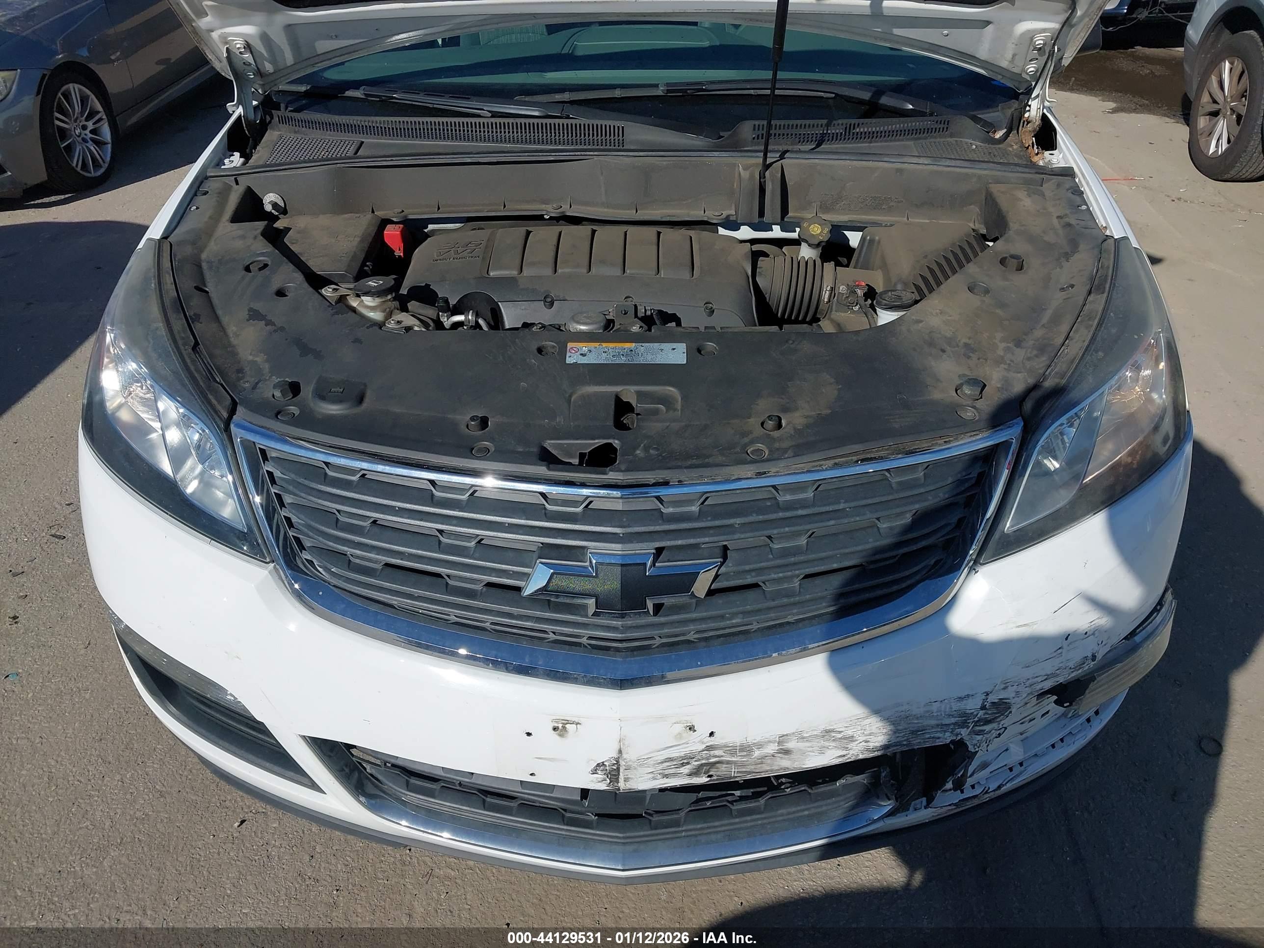 CHEVROLET TRAVERSE image 10