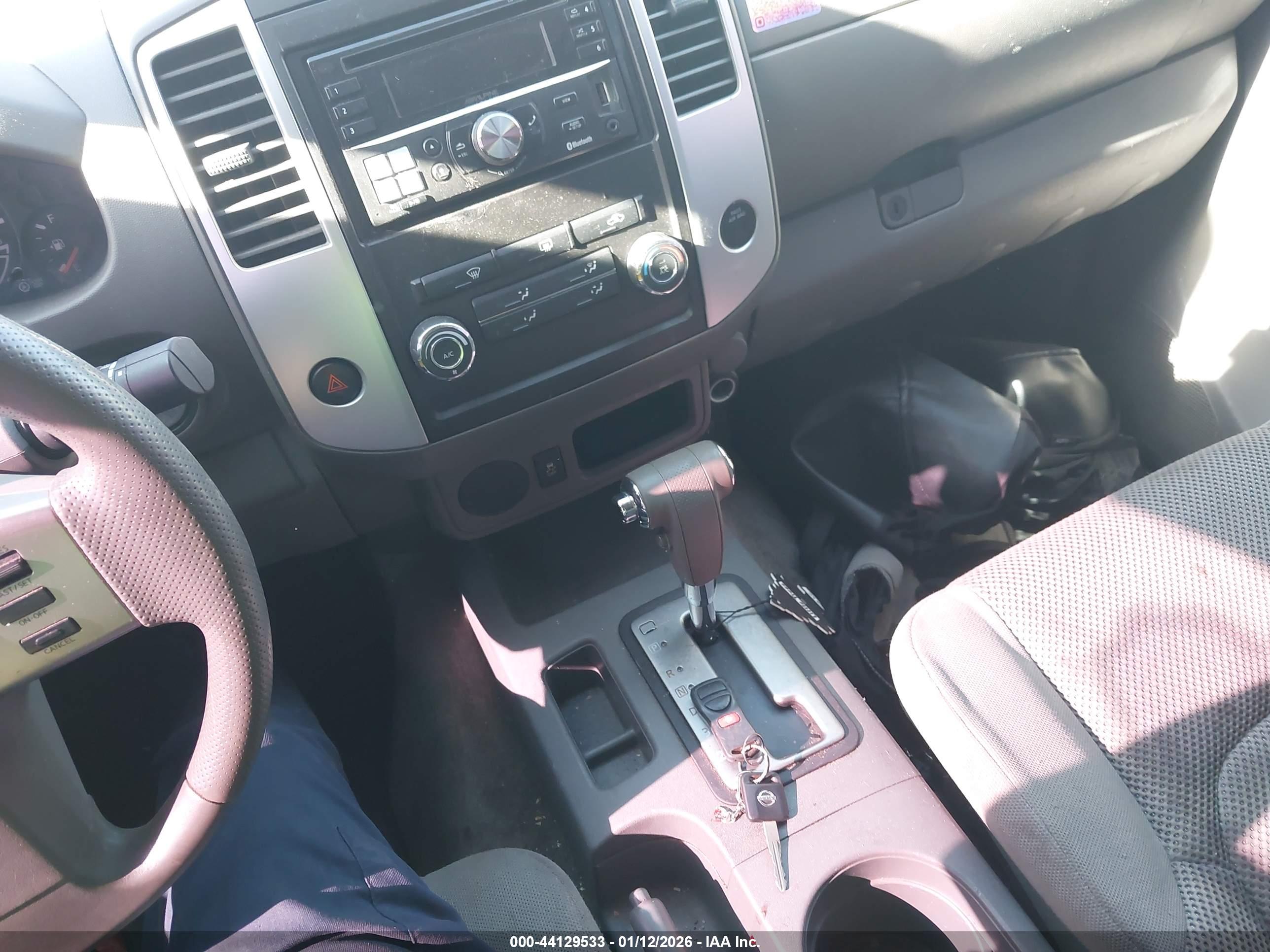 NISSAN FRONTIER image 11