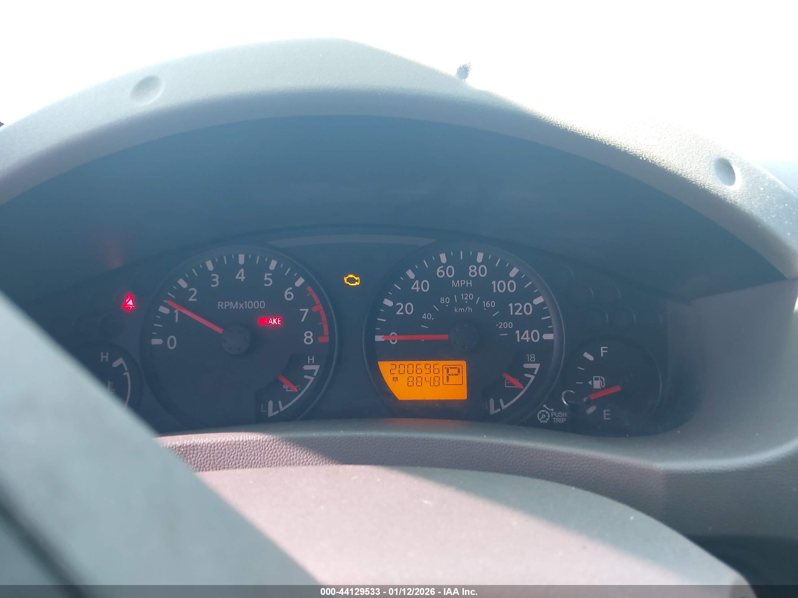 NISSAN FRONTIER image 7