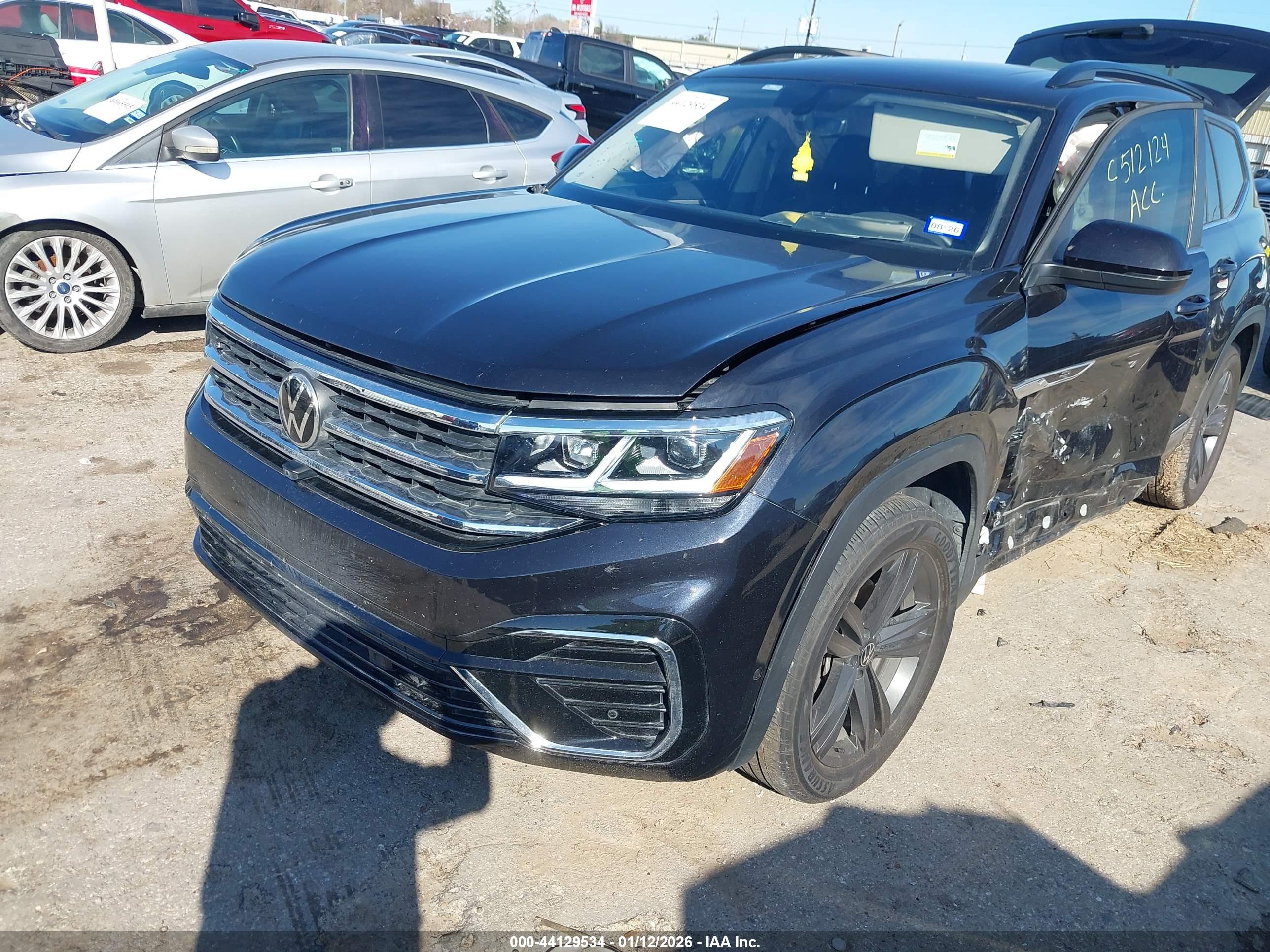 VOLKSWAGEN ATLAS image 2