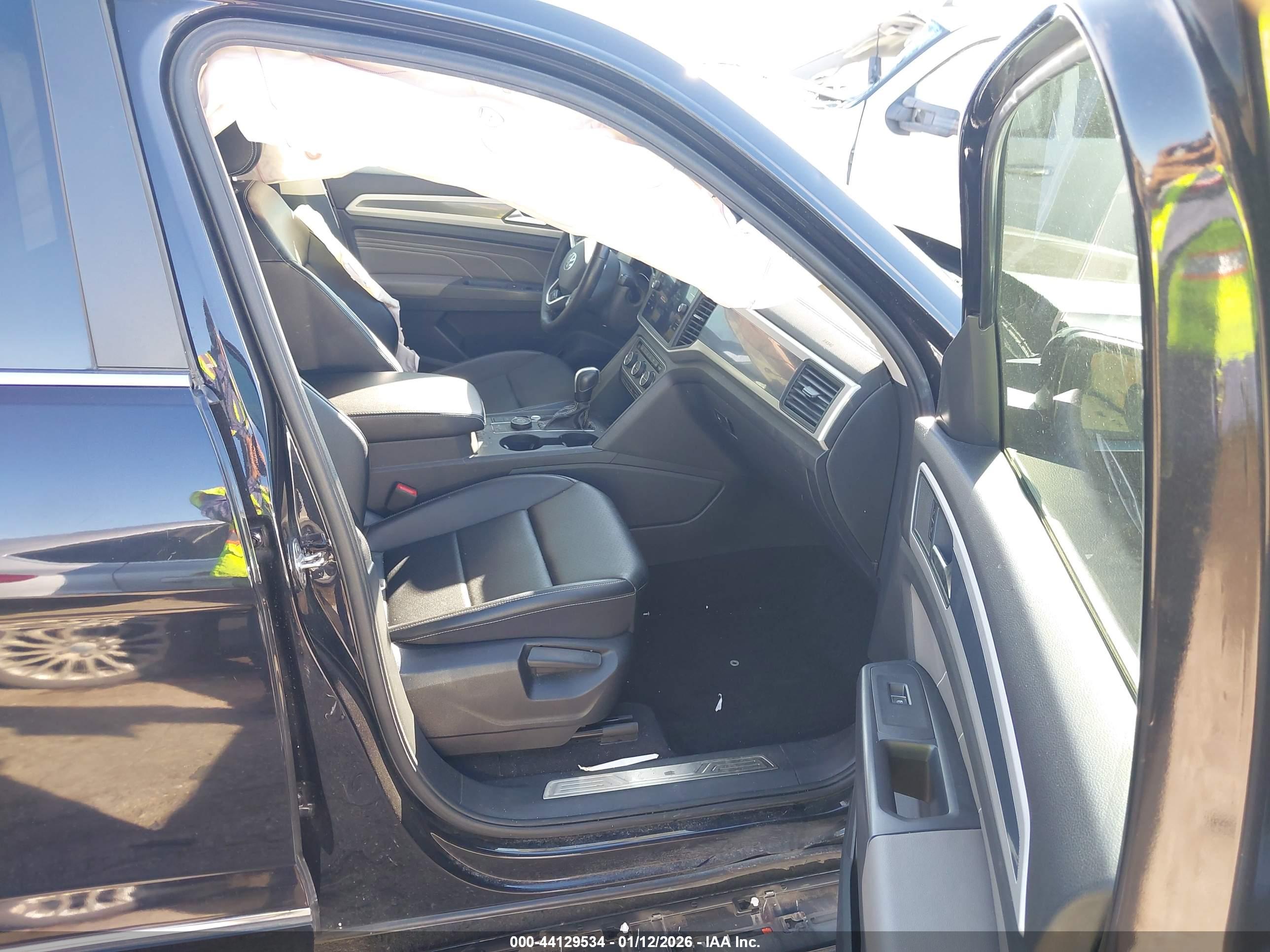 VOLKSWAGEN ATLAS image 5