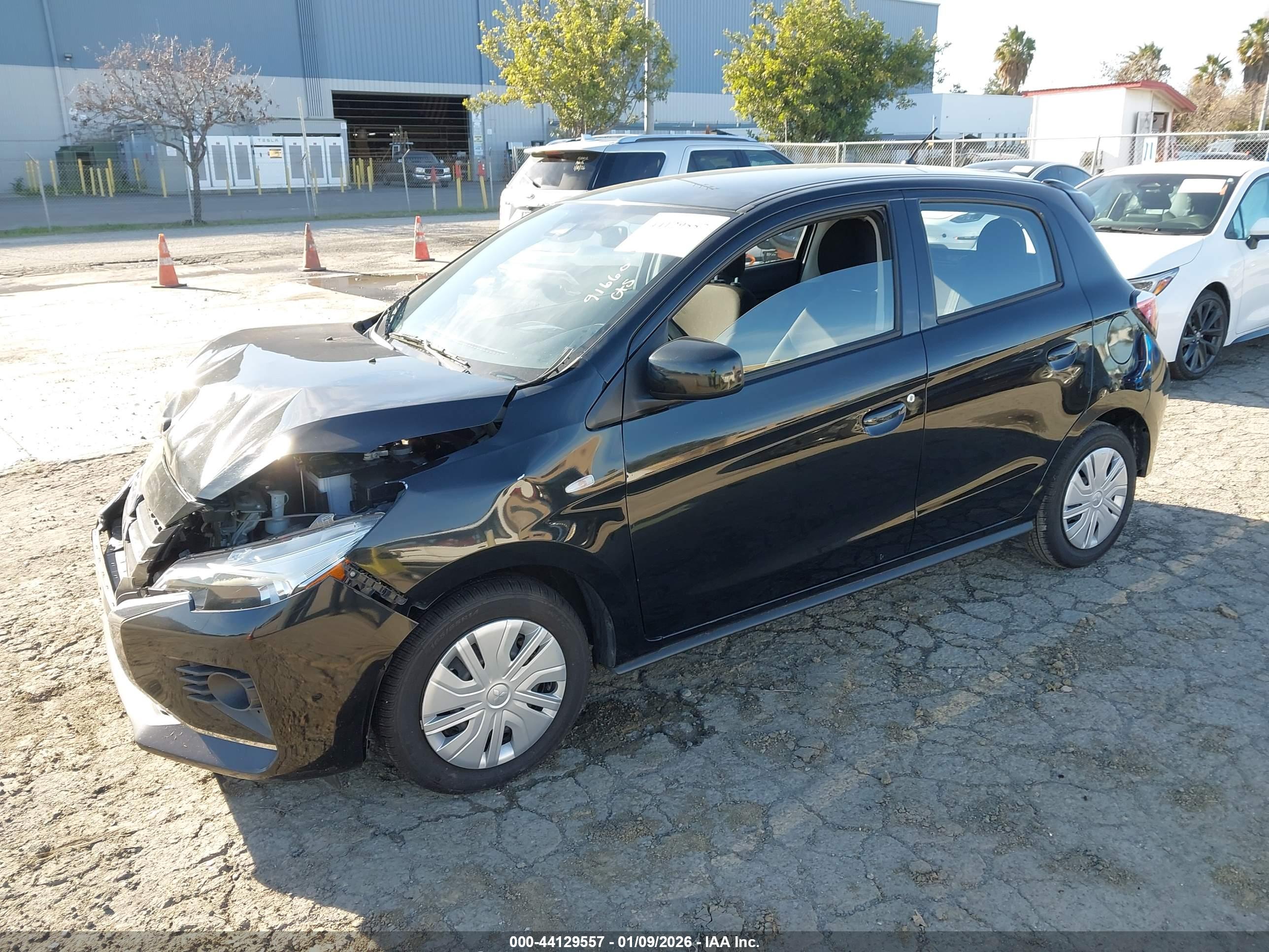 MITSUBISHI MIRAGE image 2