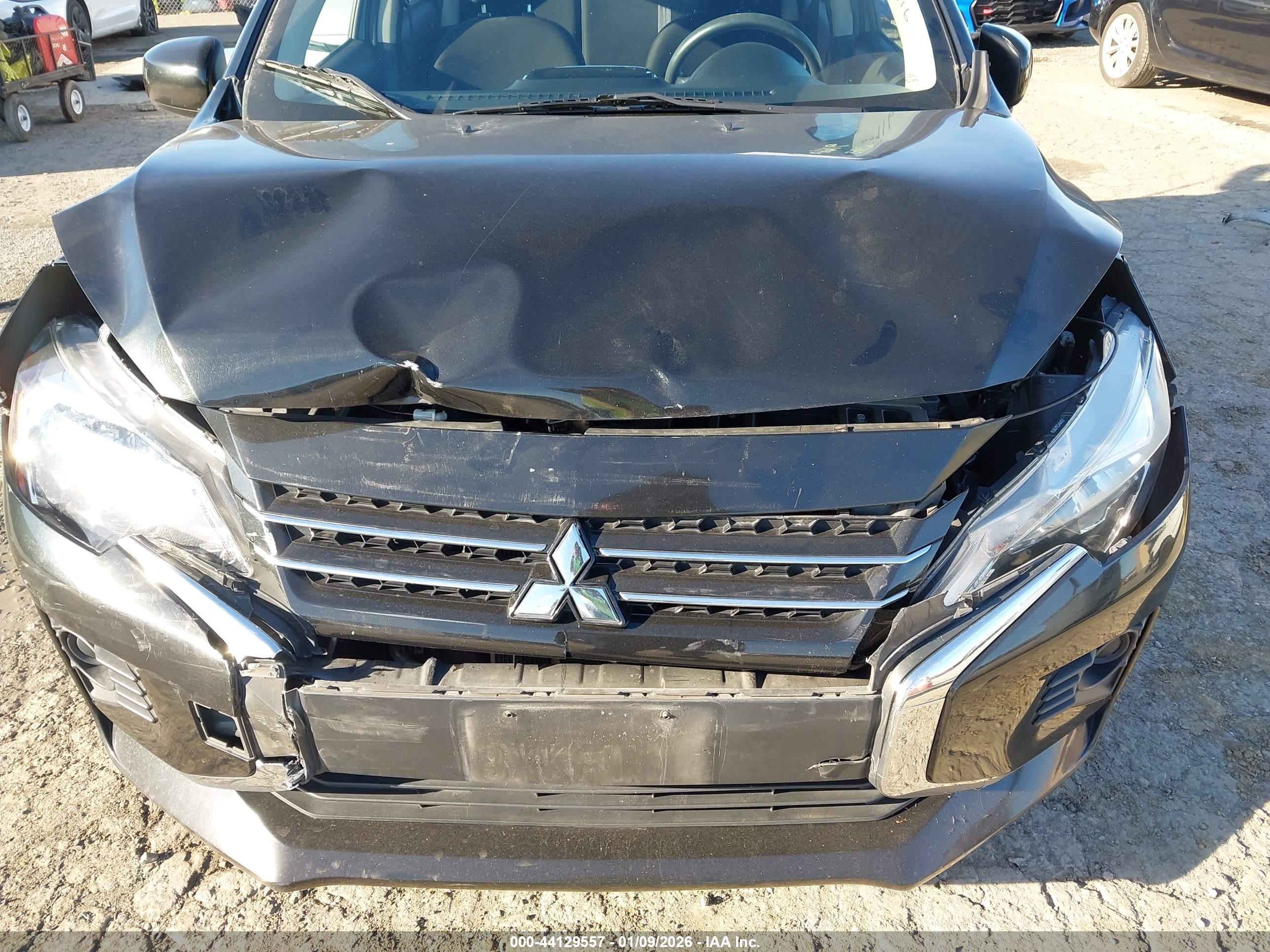 MITSUBISHI MIRAGE image 6