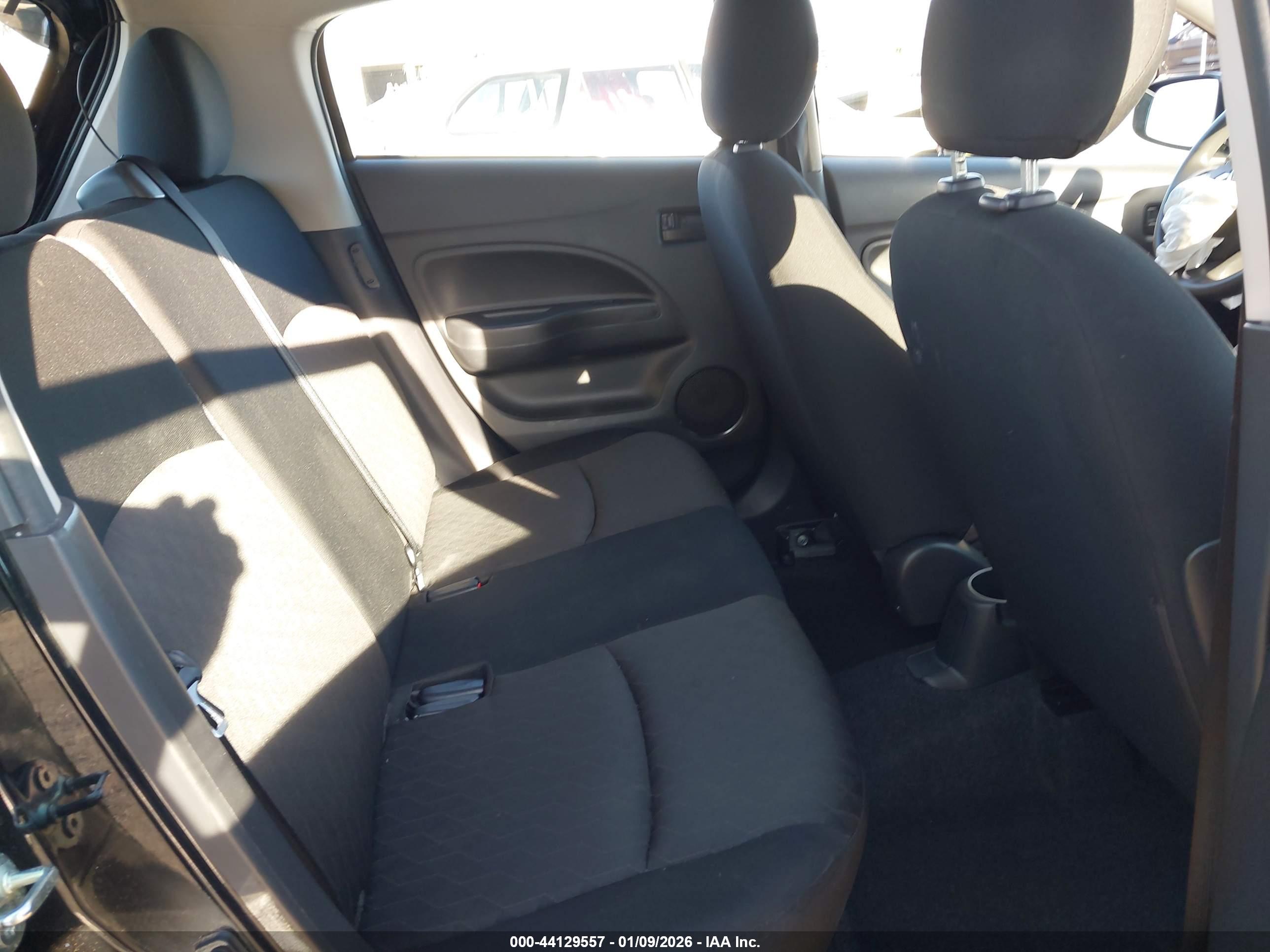 MITSUBISHI MIRAGE image 8