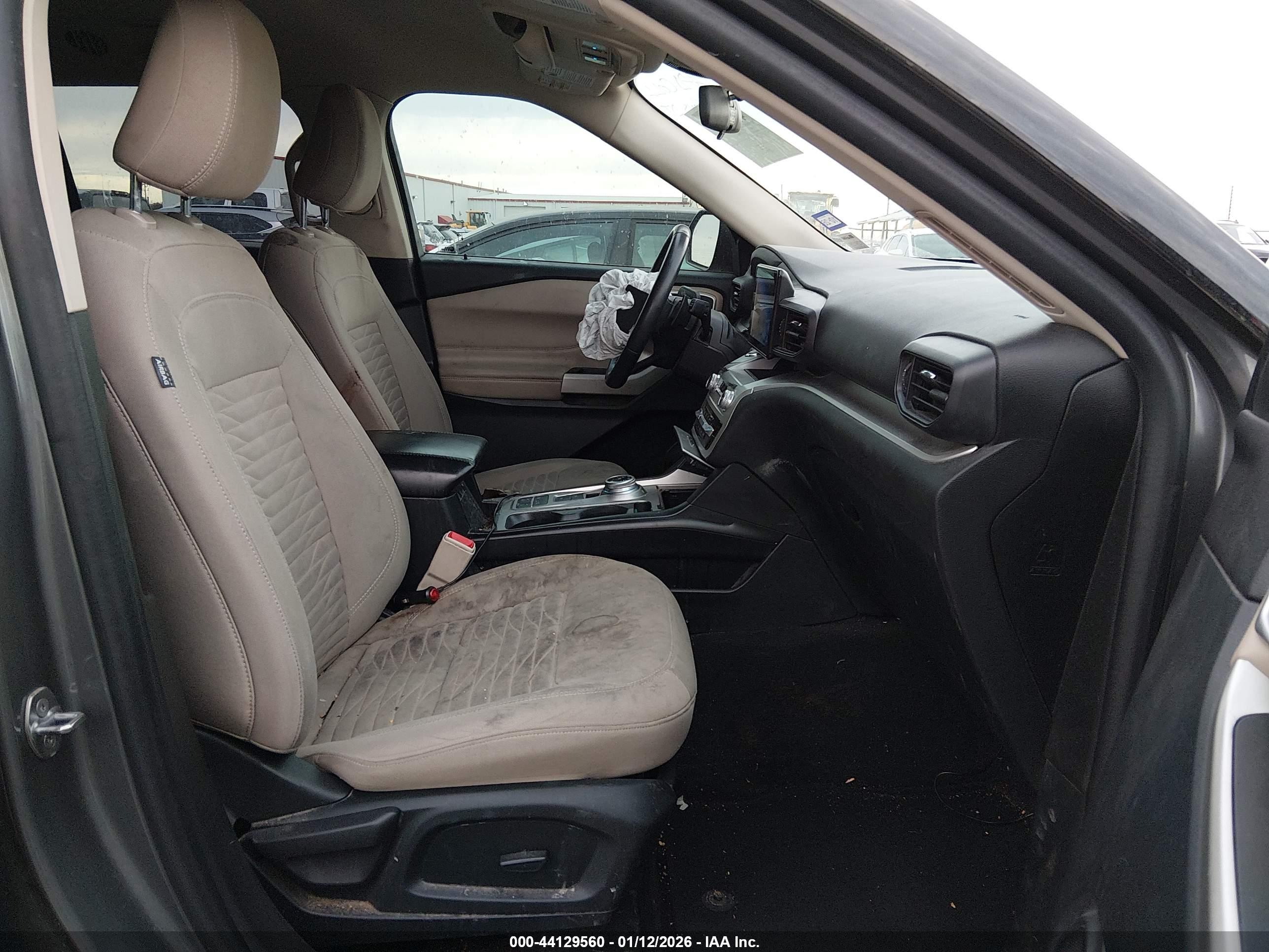 FORD EXPLORER image 5