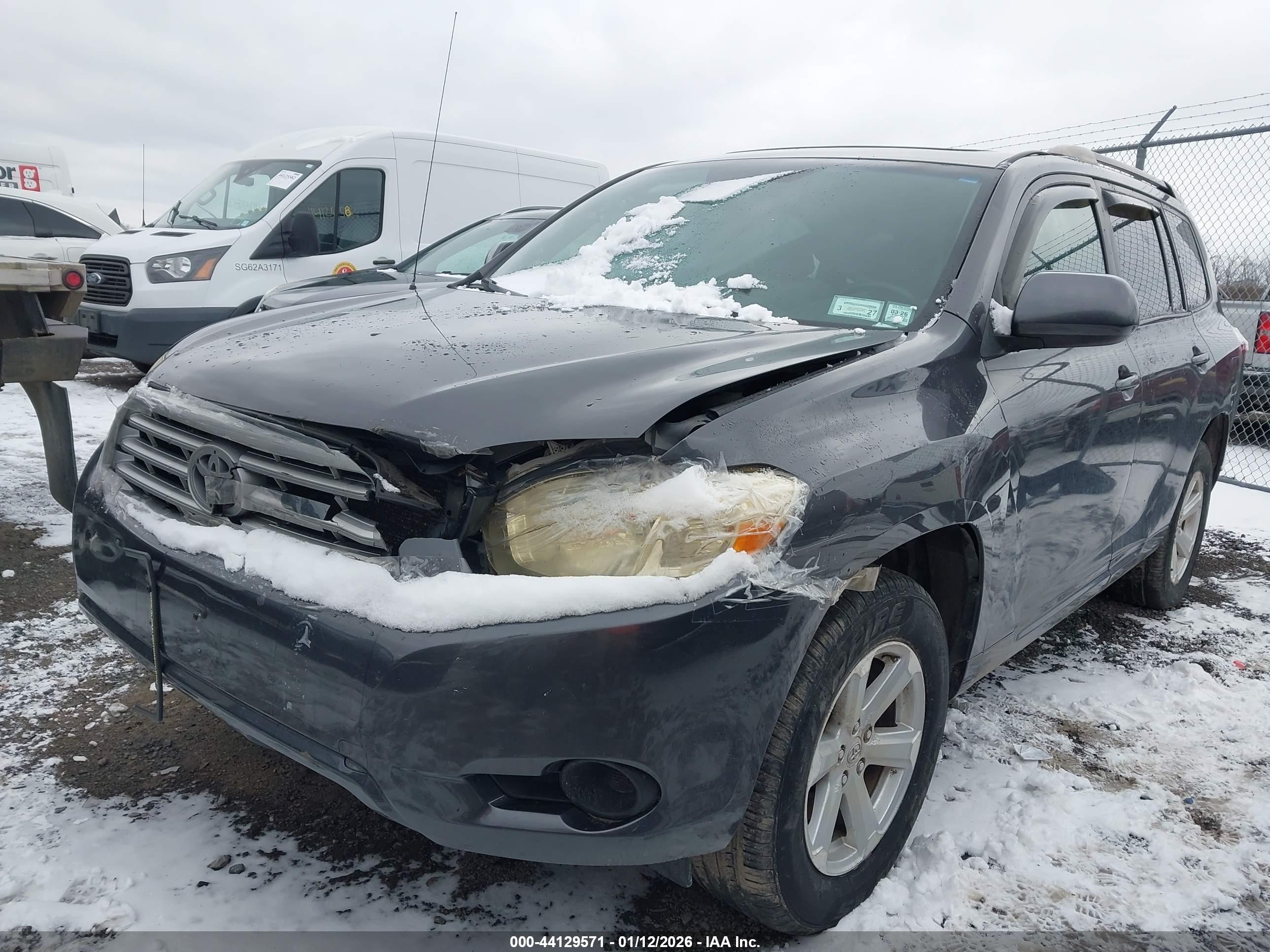 TOYOTA HIGHLANDER image 2