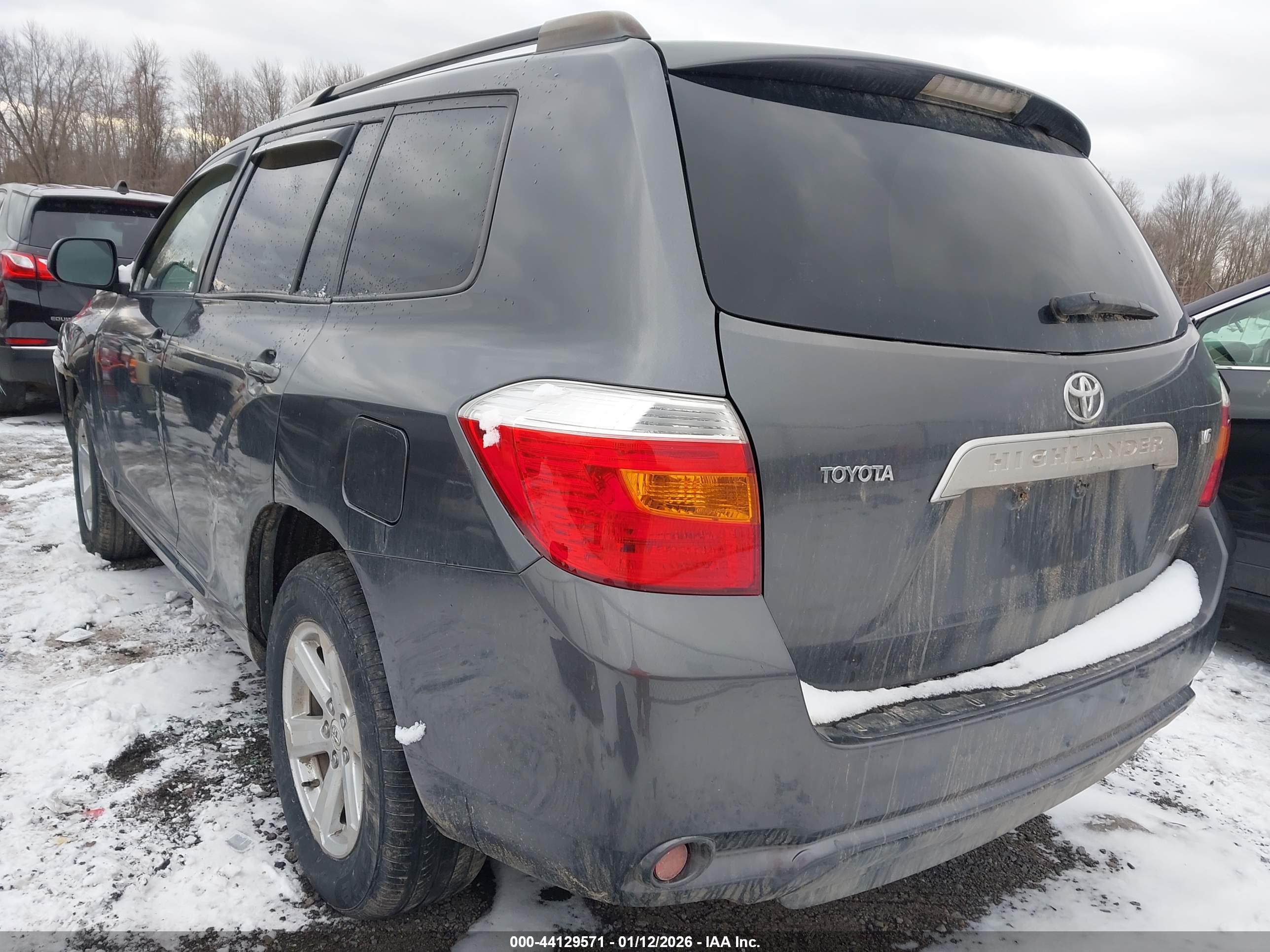 TOYOTA HIGHLANDER image 3