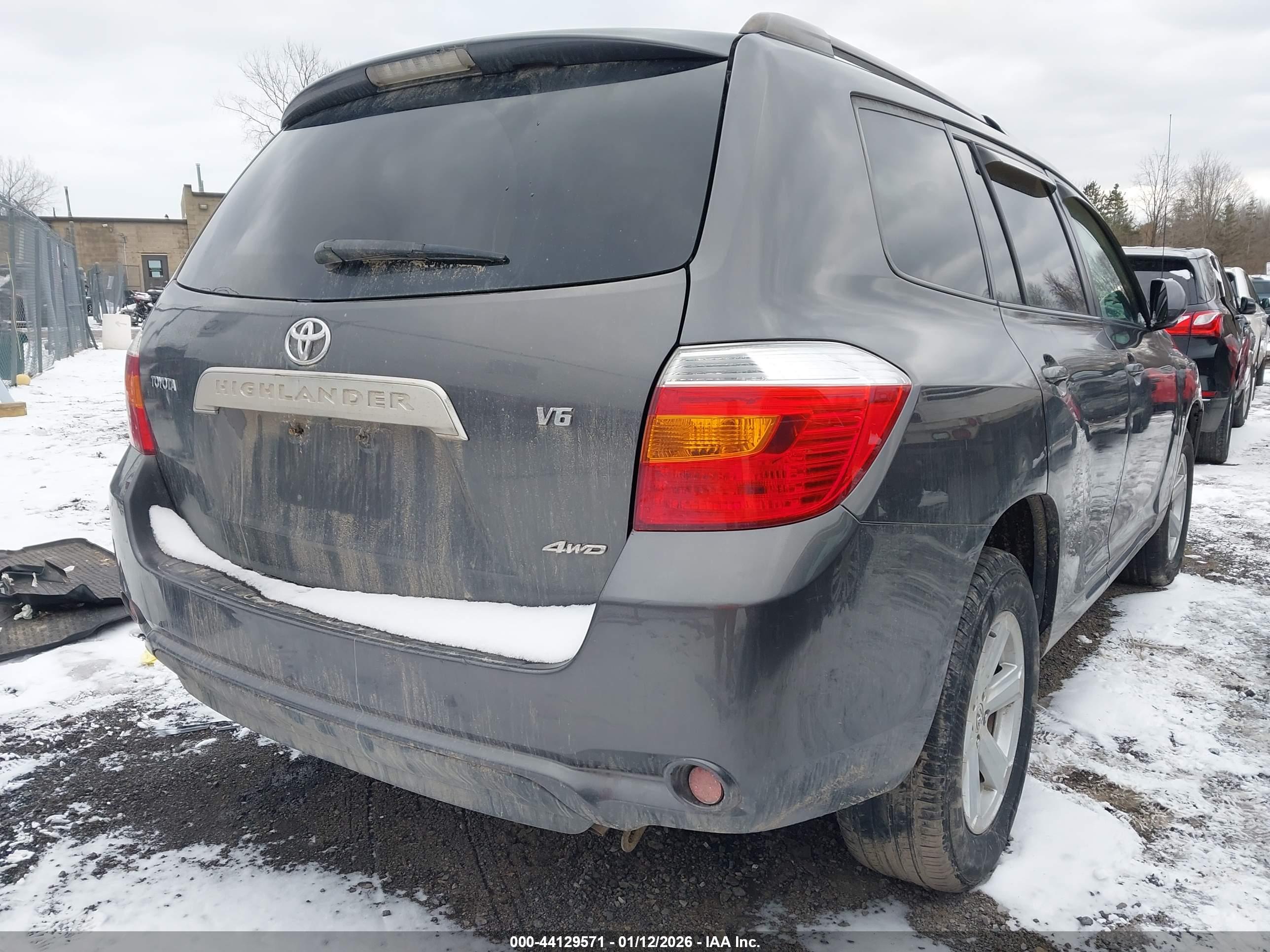 TOYOTA HIGHLANDER image 4