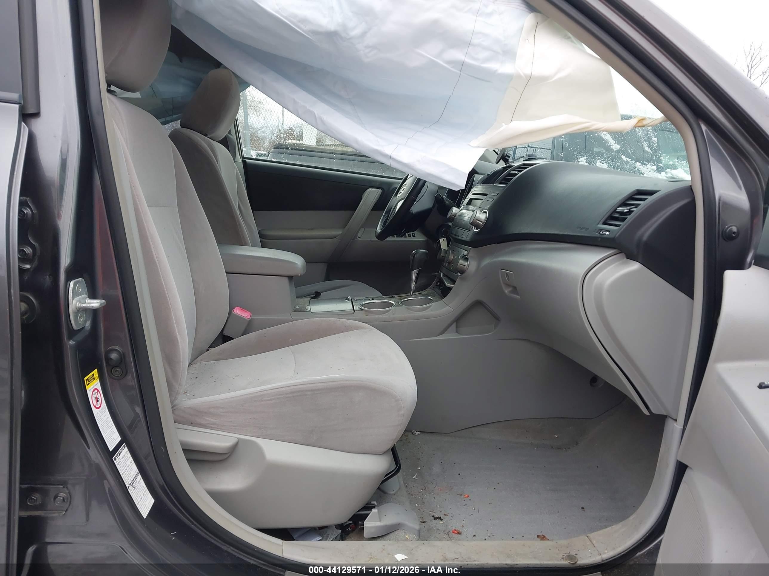 TOYOTA HIGHLANDER image 5