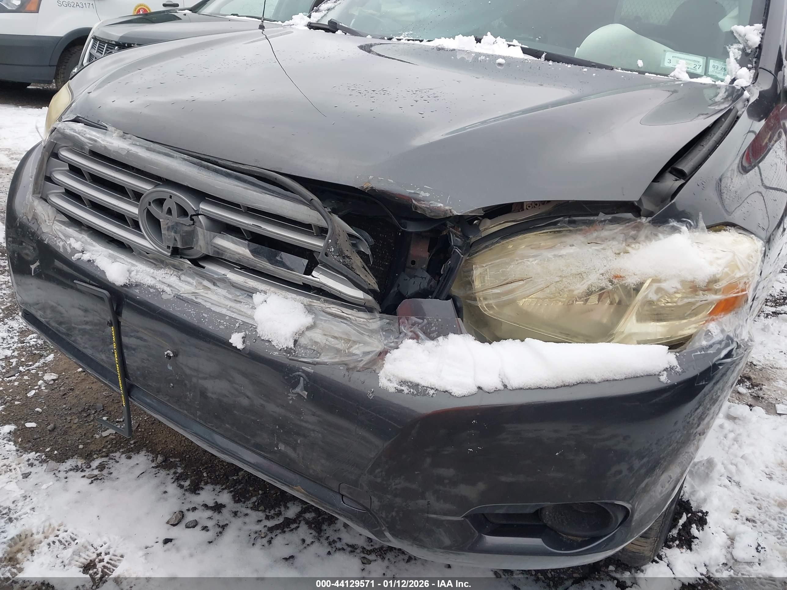 TOYOTA HIGHLANDER image 6
