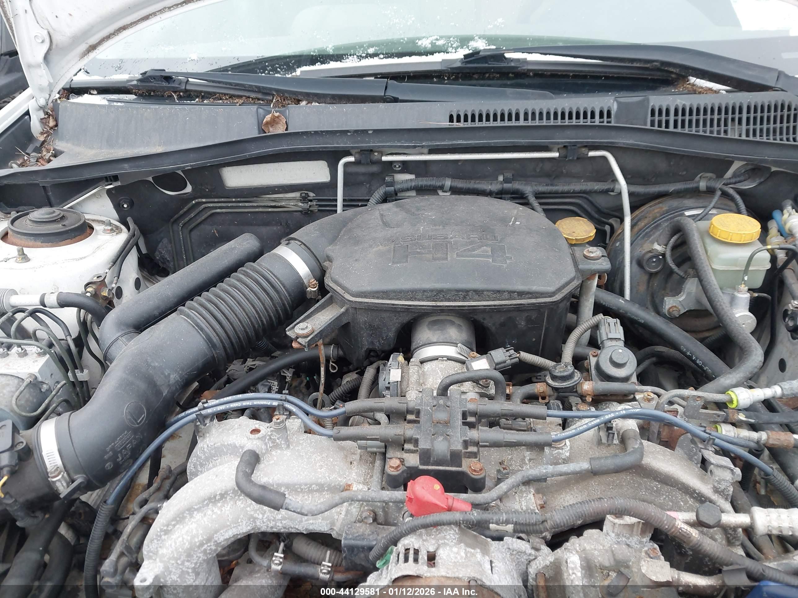 SUBARU OUTBACK image 10