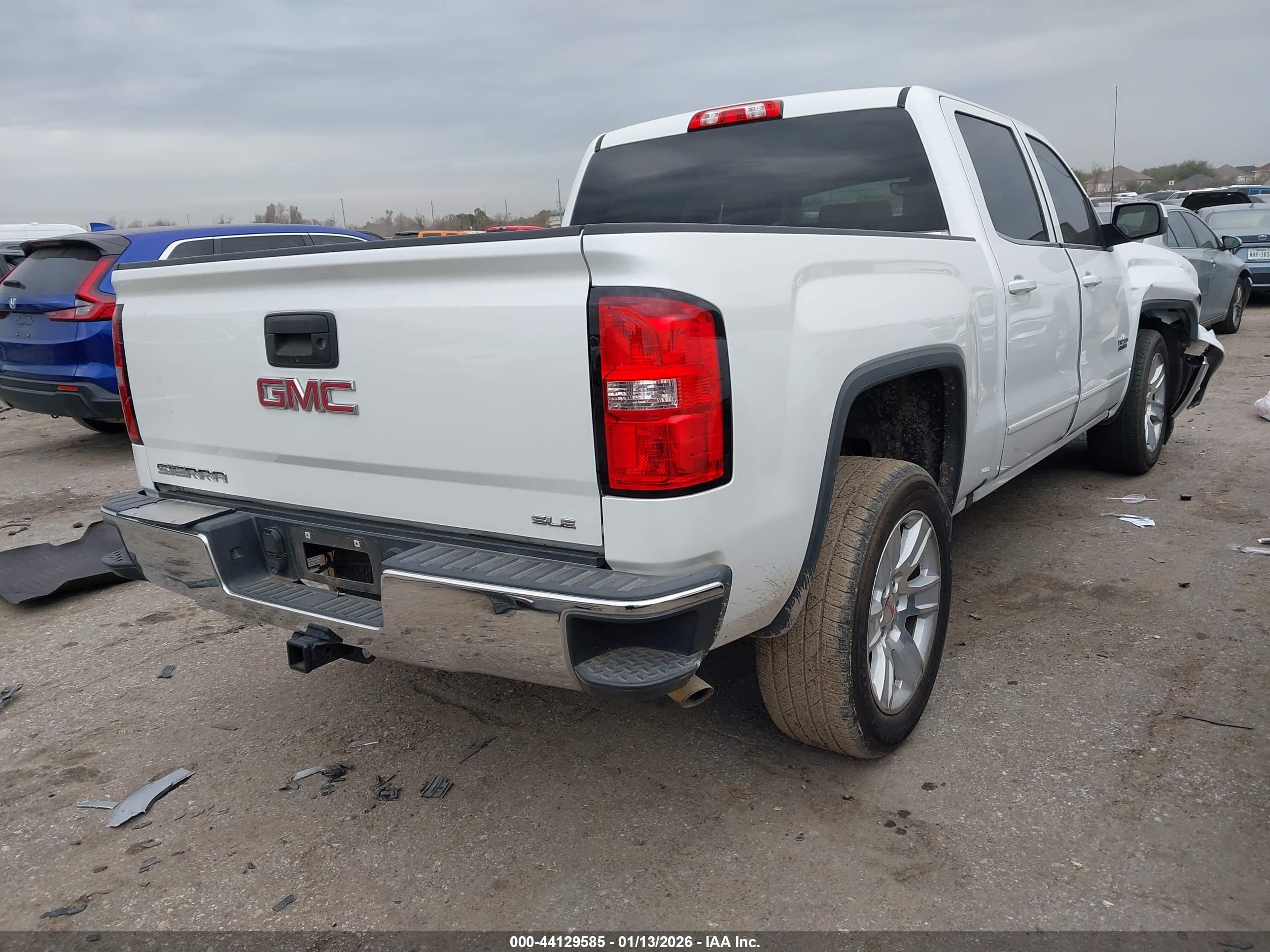 GMC SIERRA image 4