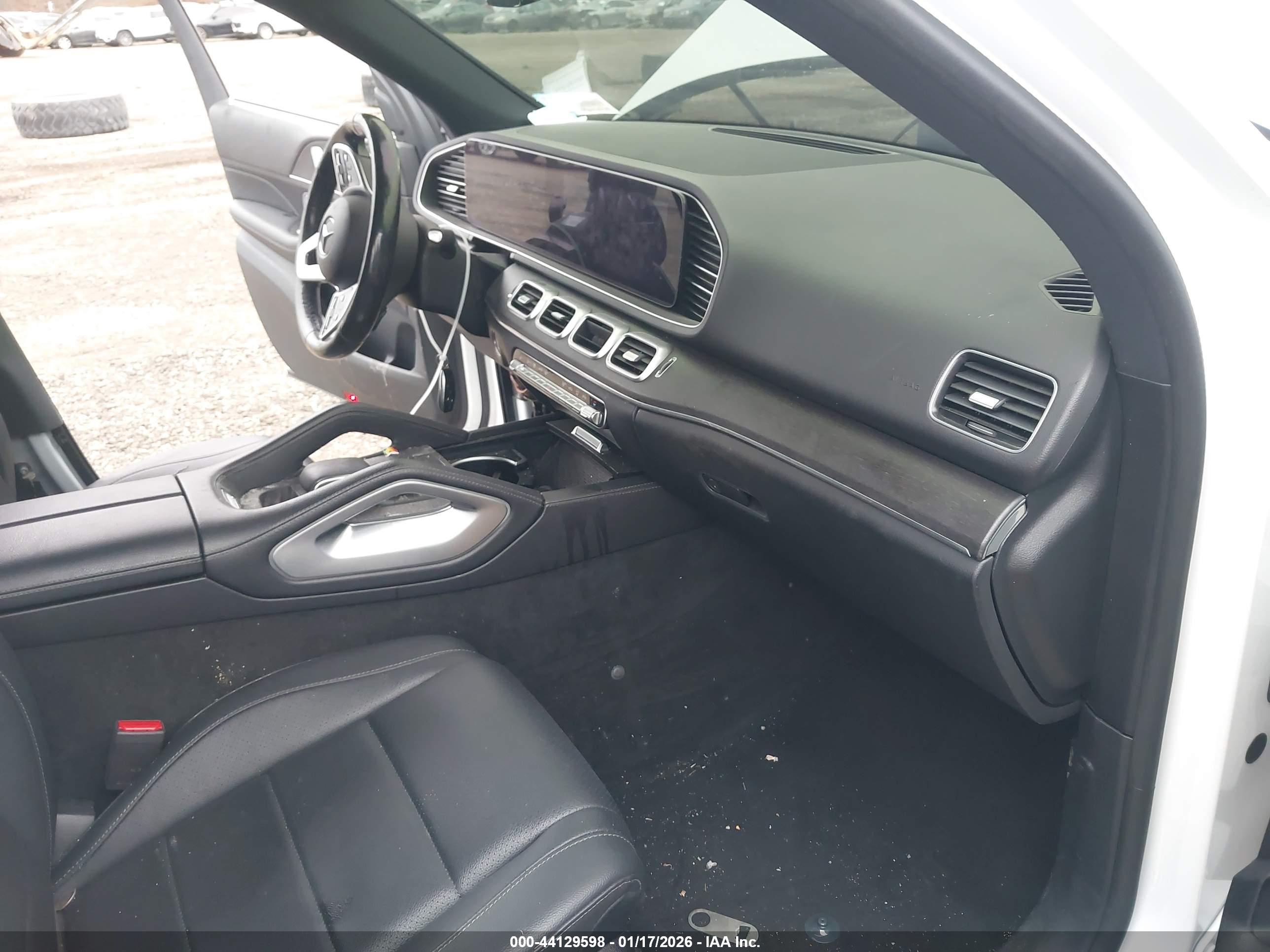 MERCEDES-BENZ GLE image 5
