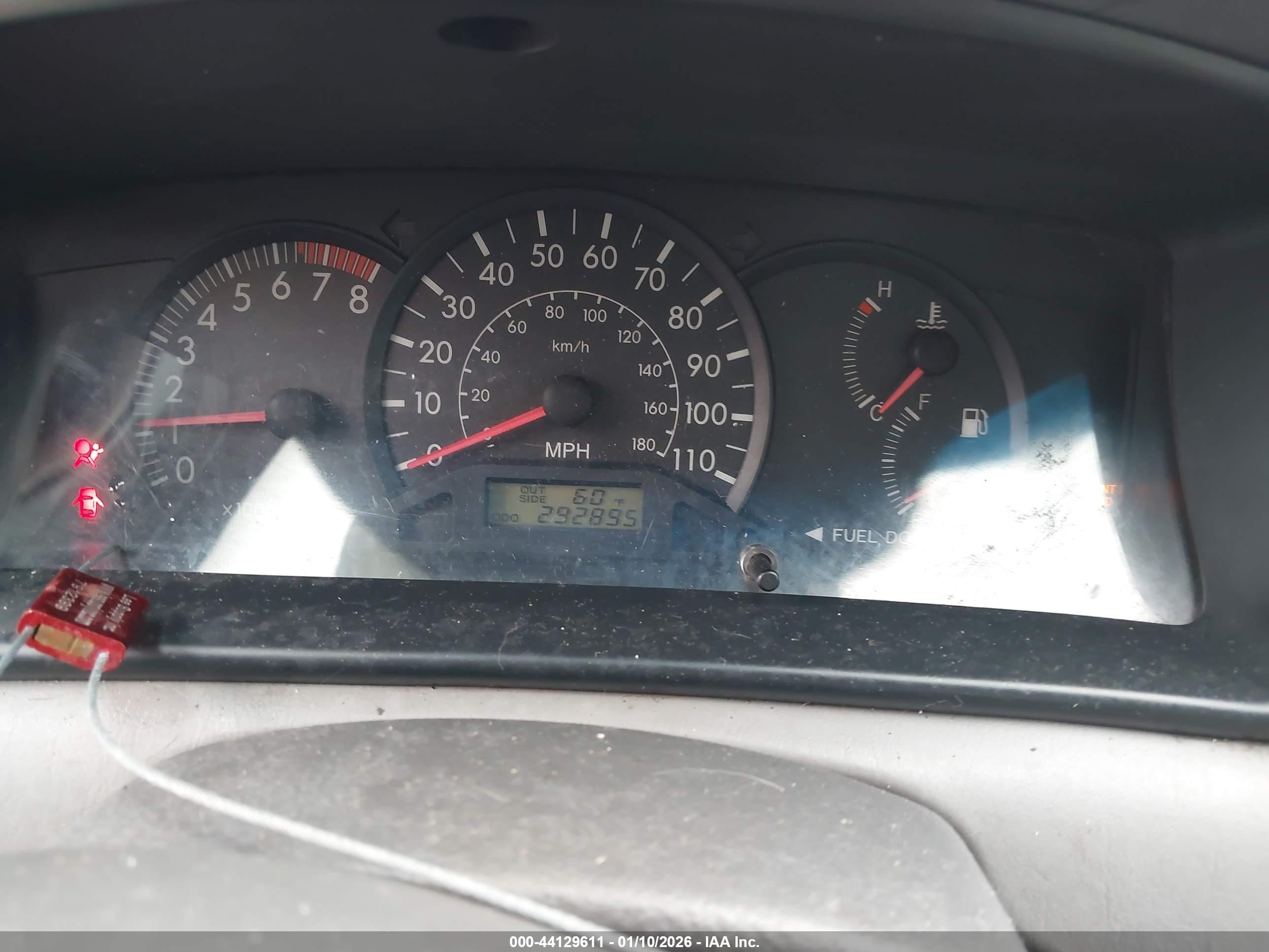 TOYOTA COROLLA image 7