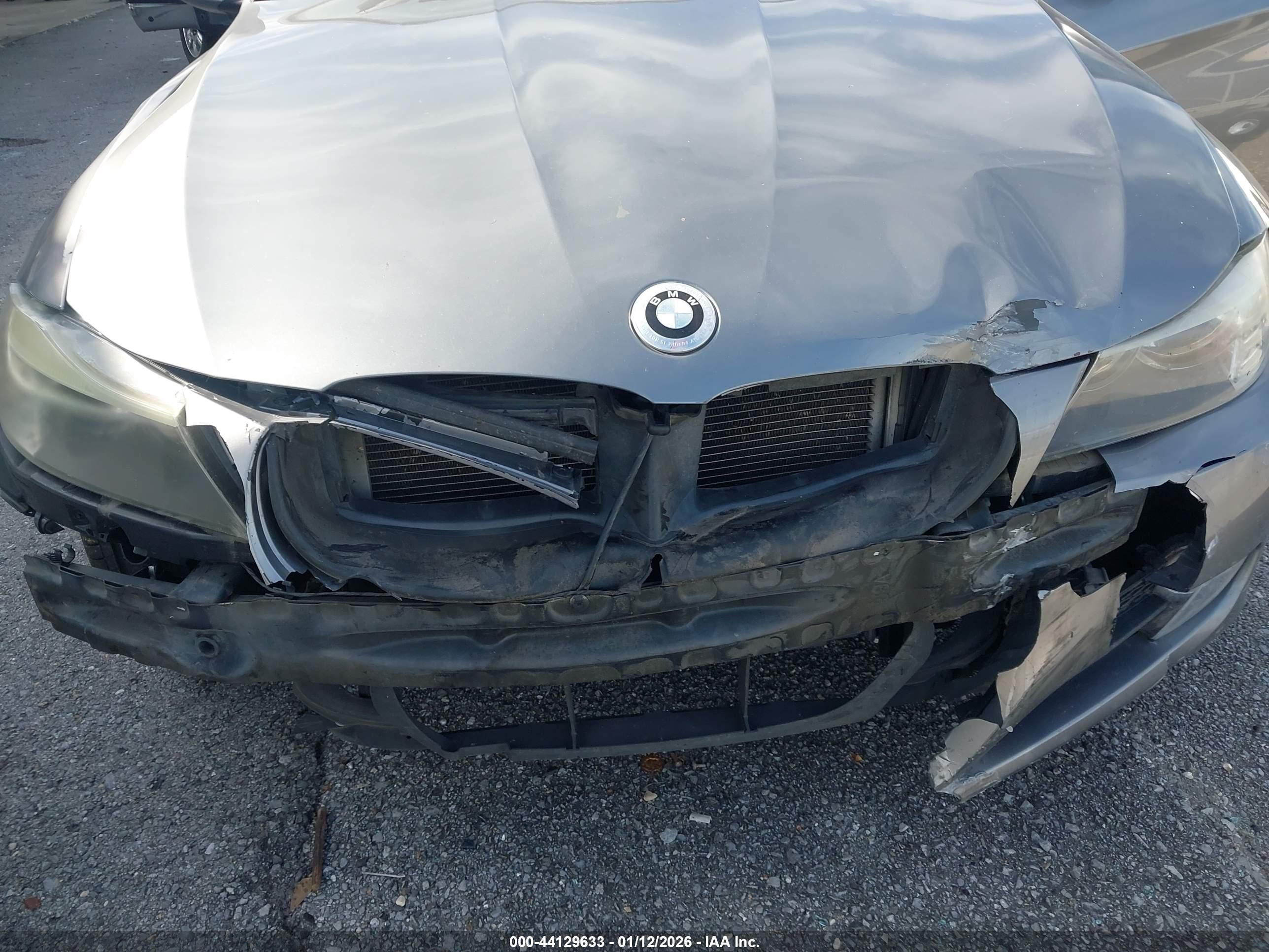 BMW 328I image 10