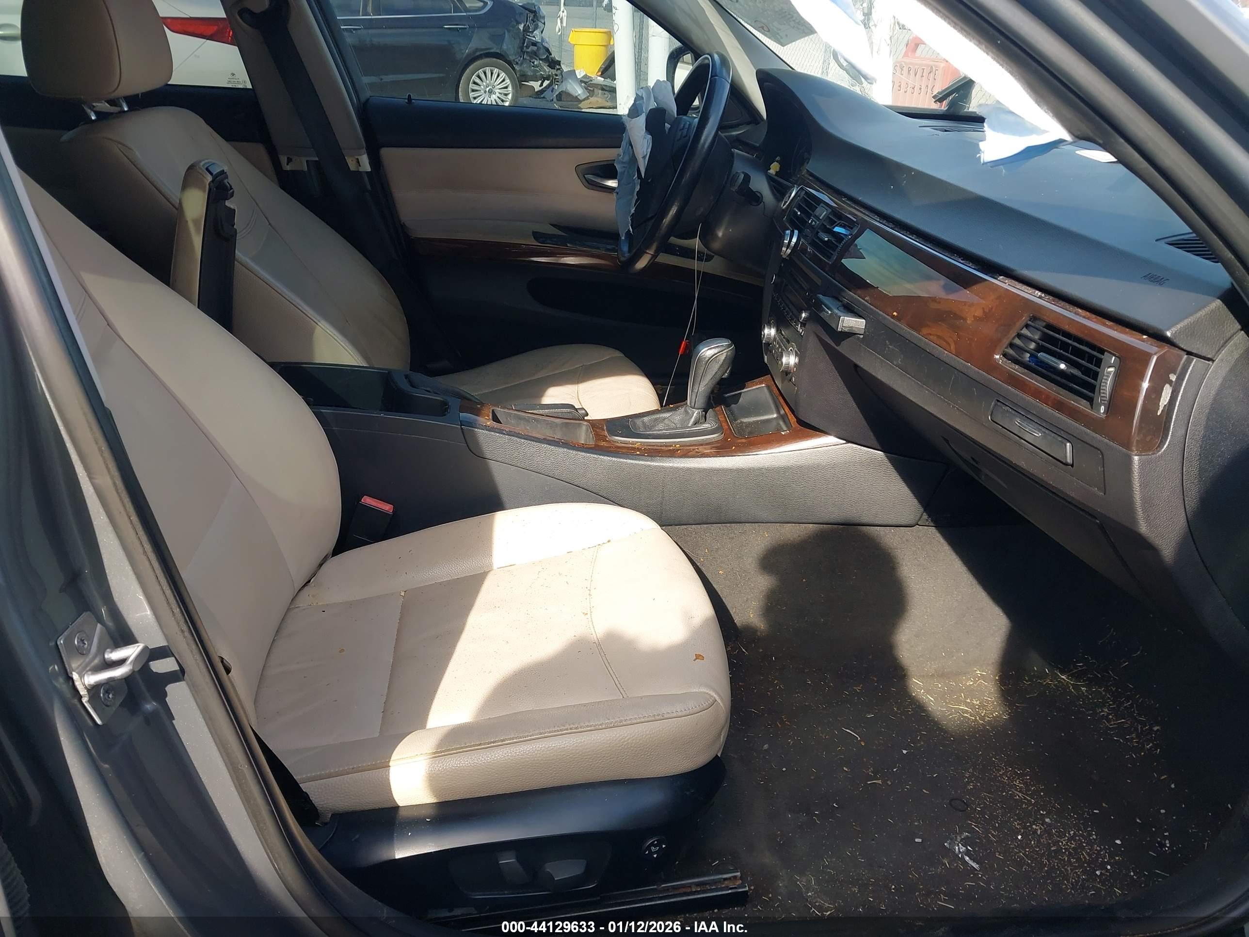 BMW 328I image 5