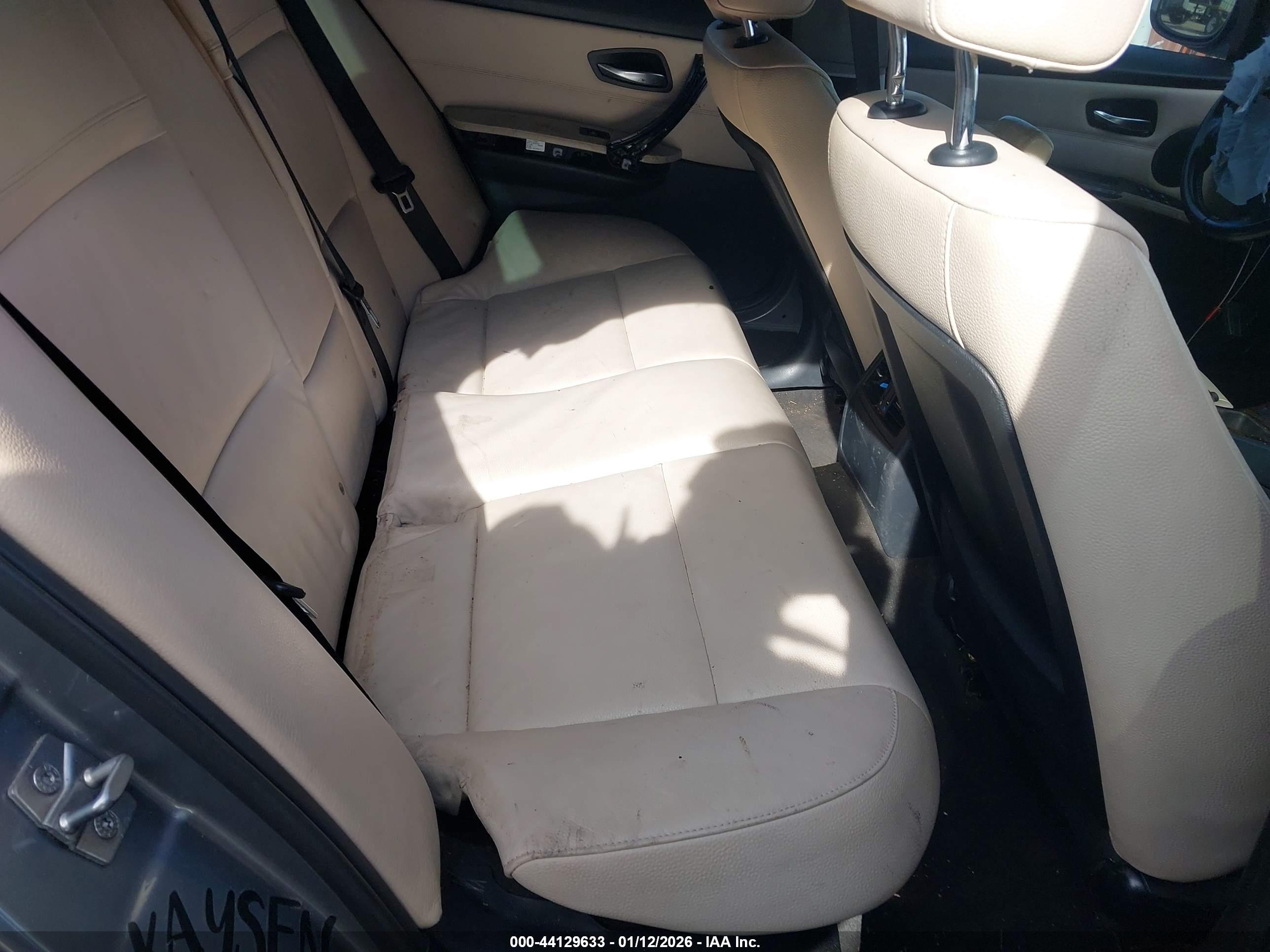 BMW 328I image 8