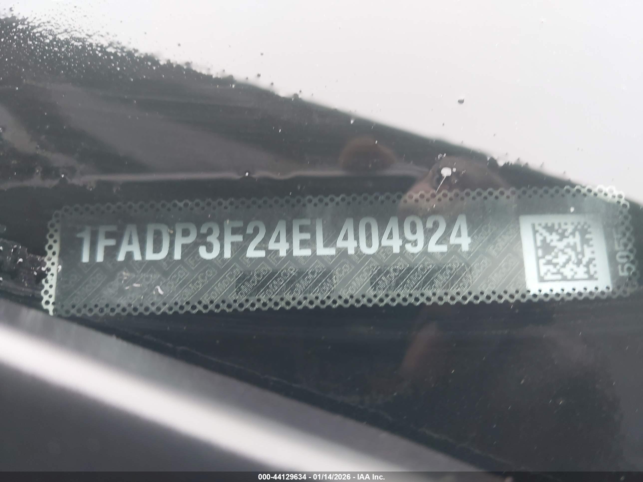 FORD FOCUS image 9