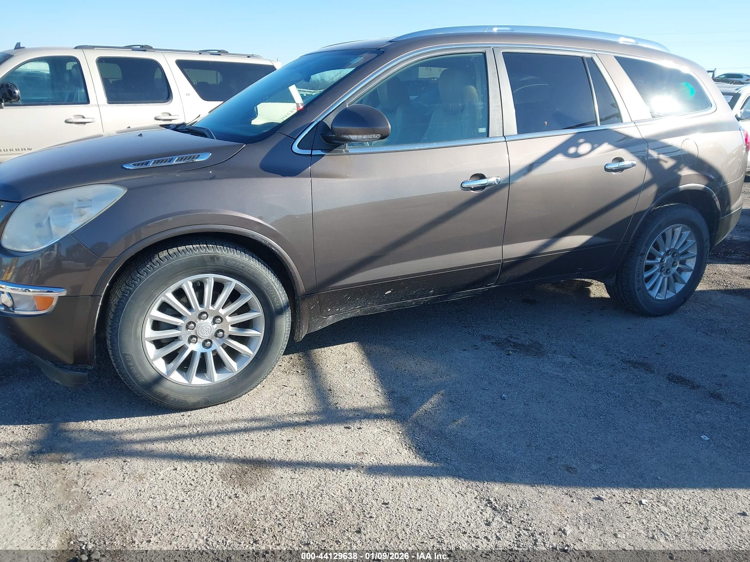 BUICK ENCLAVE image 2