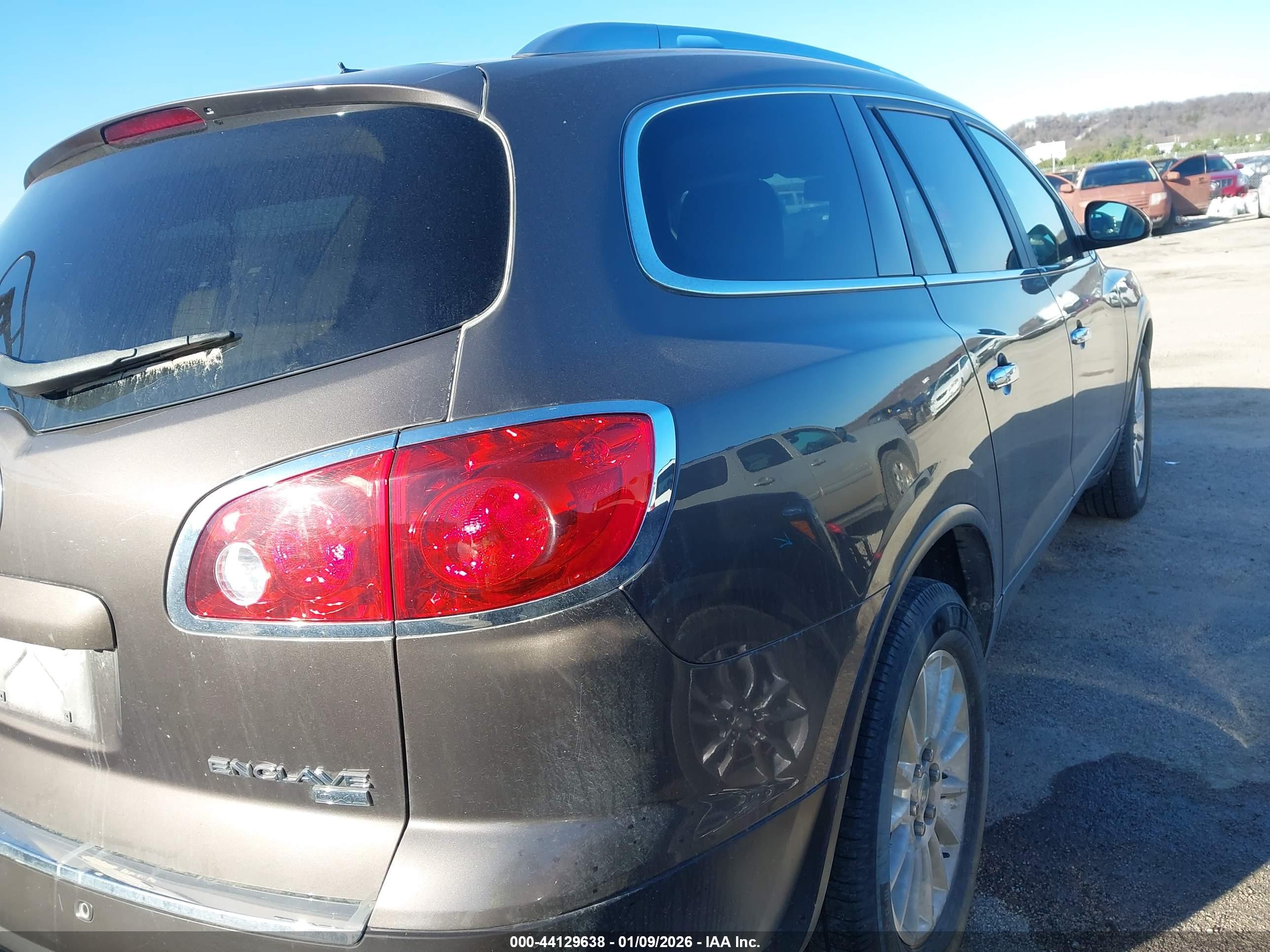 BUICK ENCLAVE image 4