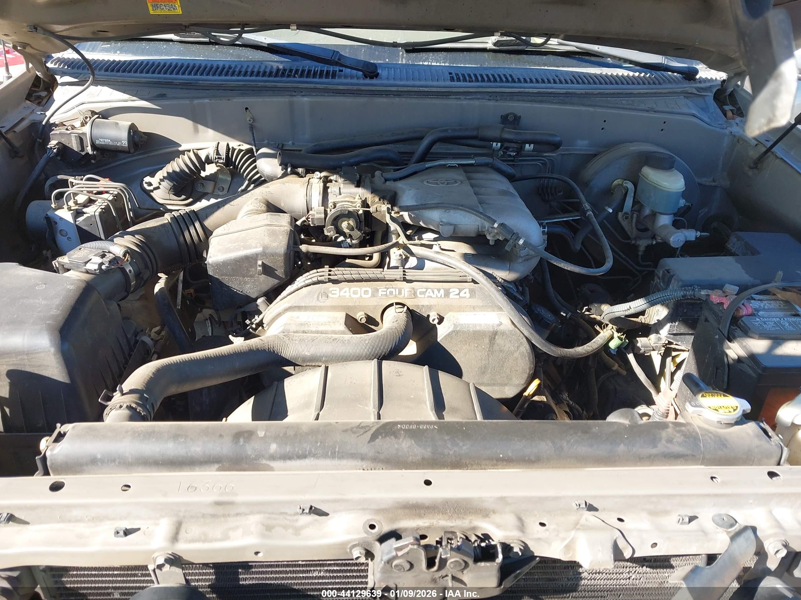 TOYOTA TUNDRA image 10