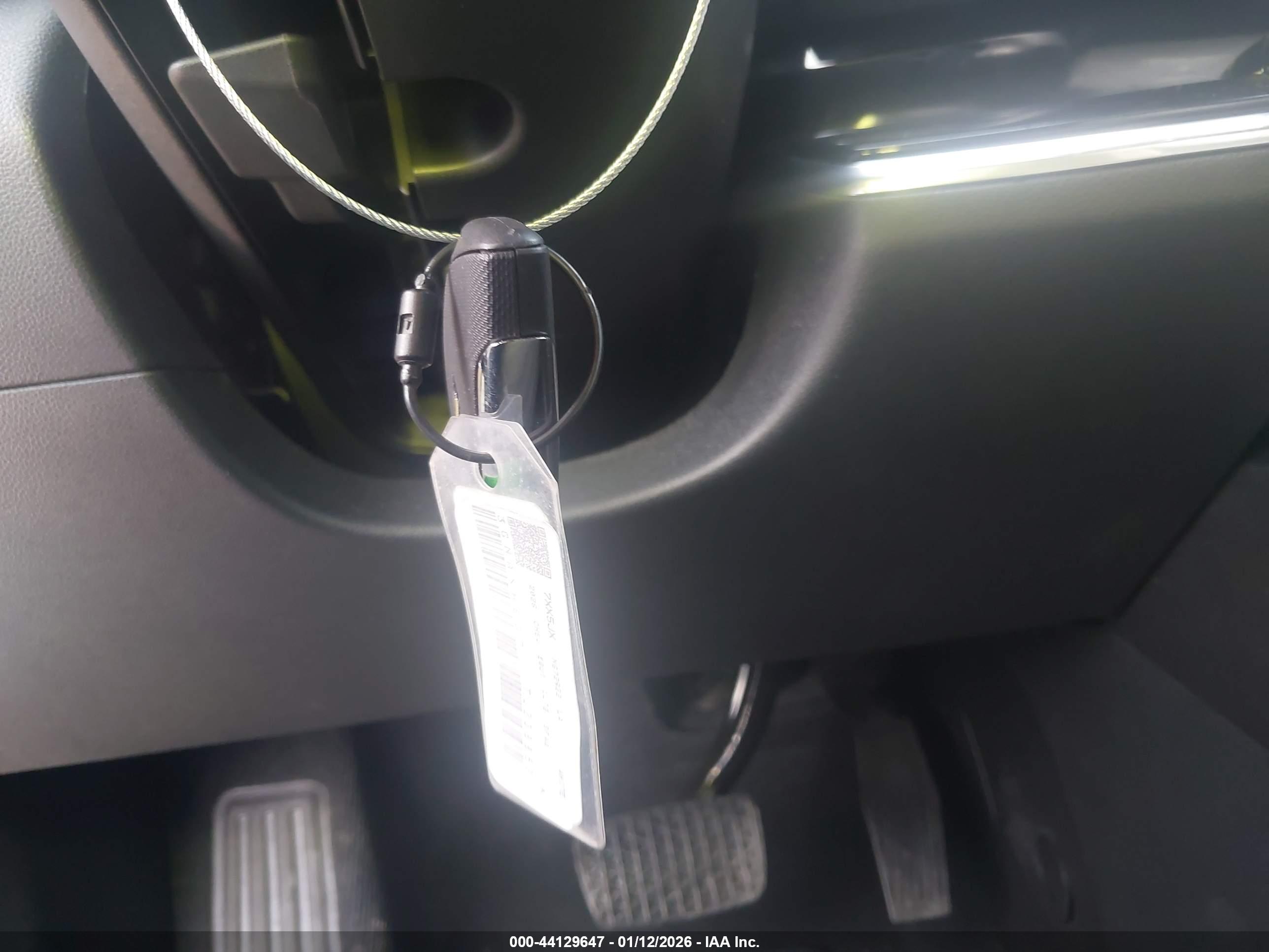 CHEVROLET EQUINOX image 11
