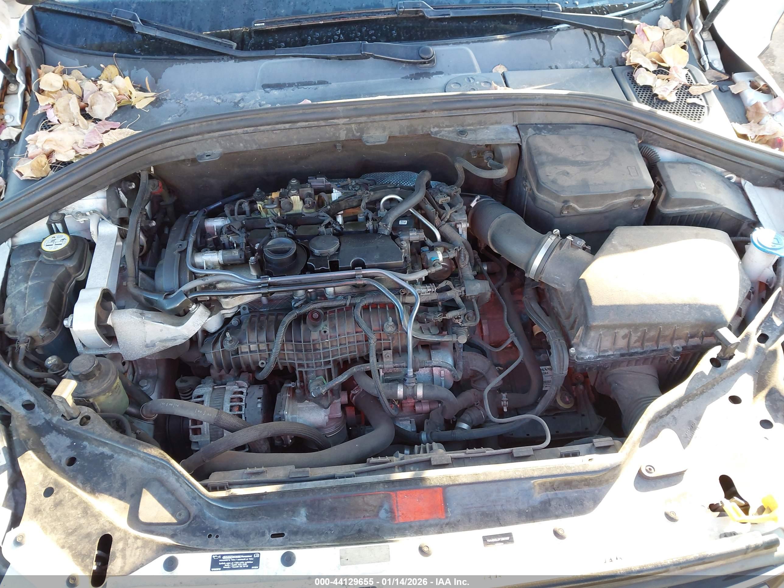 VOLVO XC60 image 10