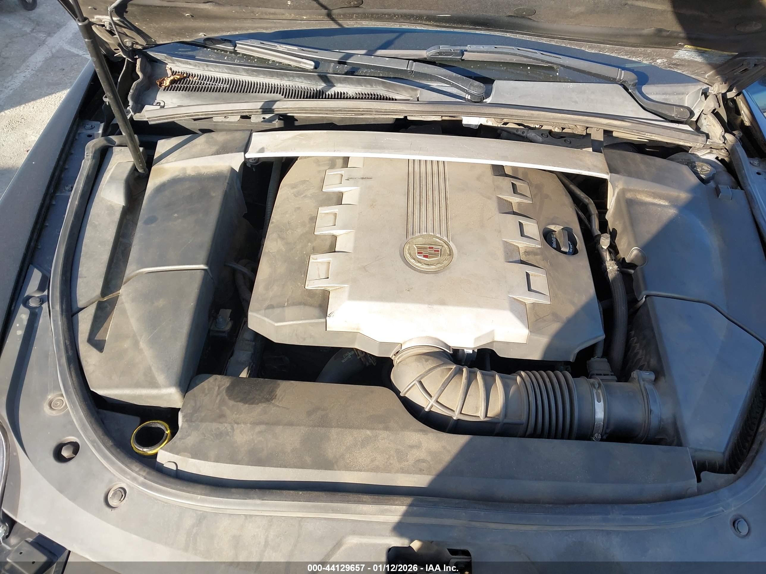 CADILLAC CTS image 10