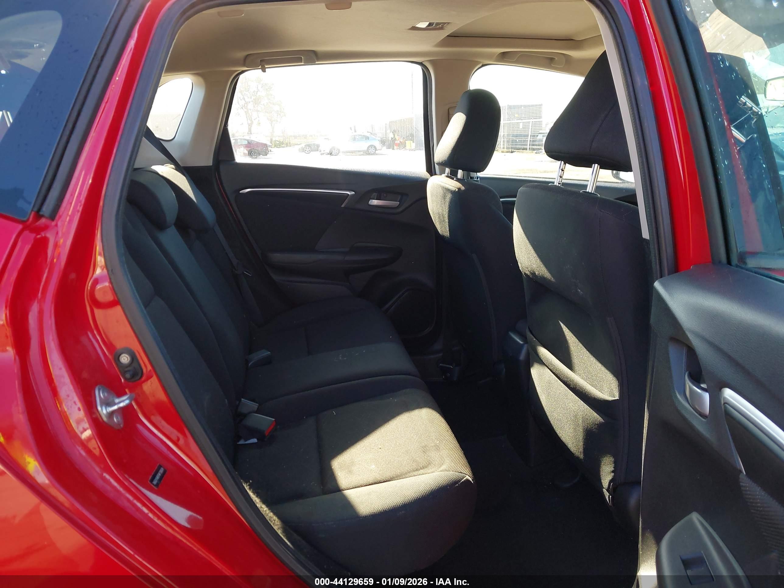 HONDA FIT image 8