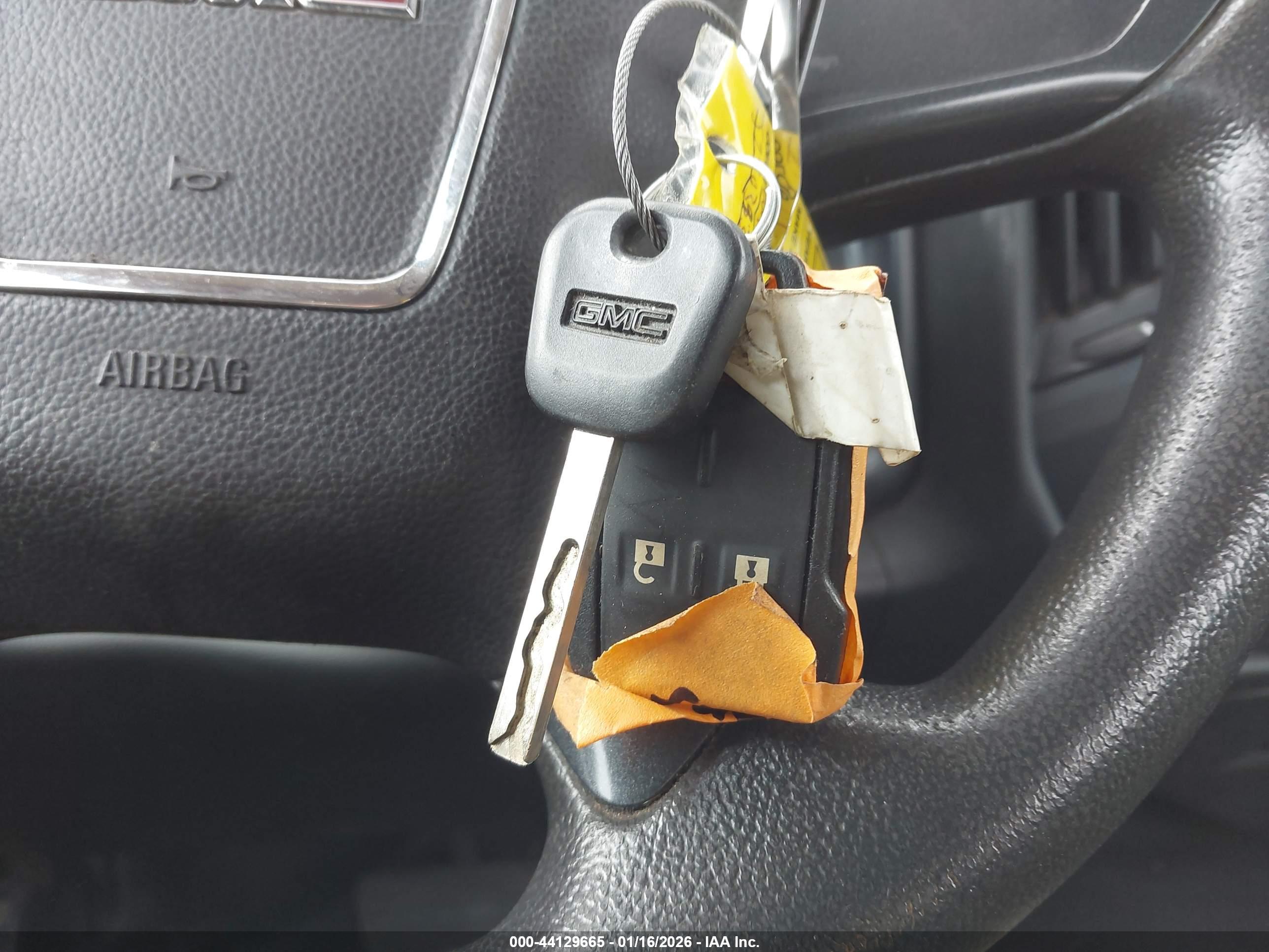 GMC SIERRA image 11
