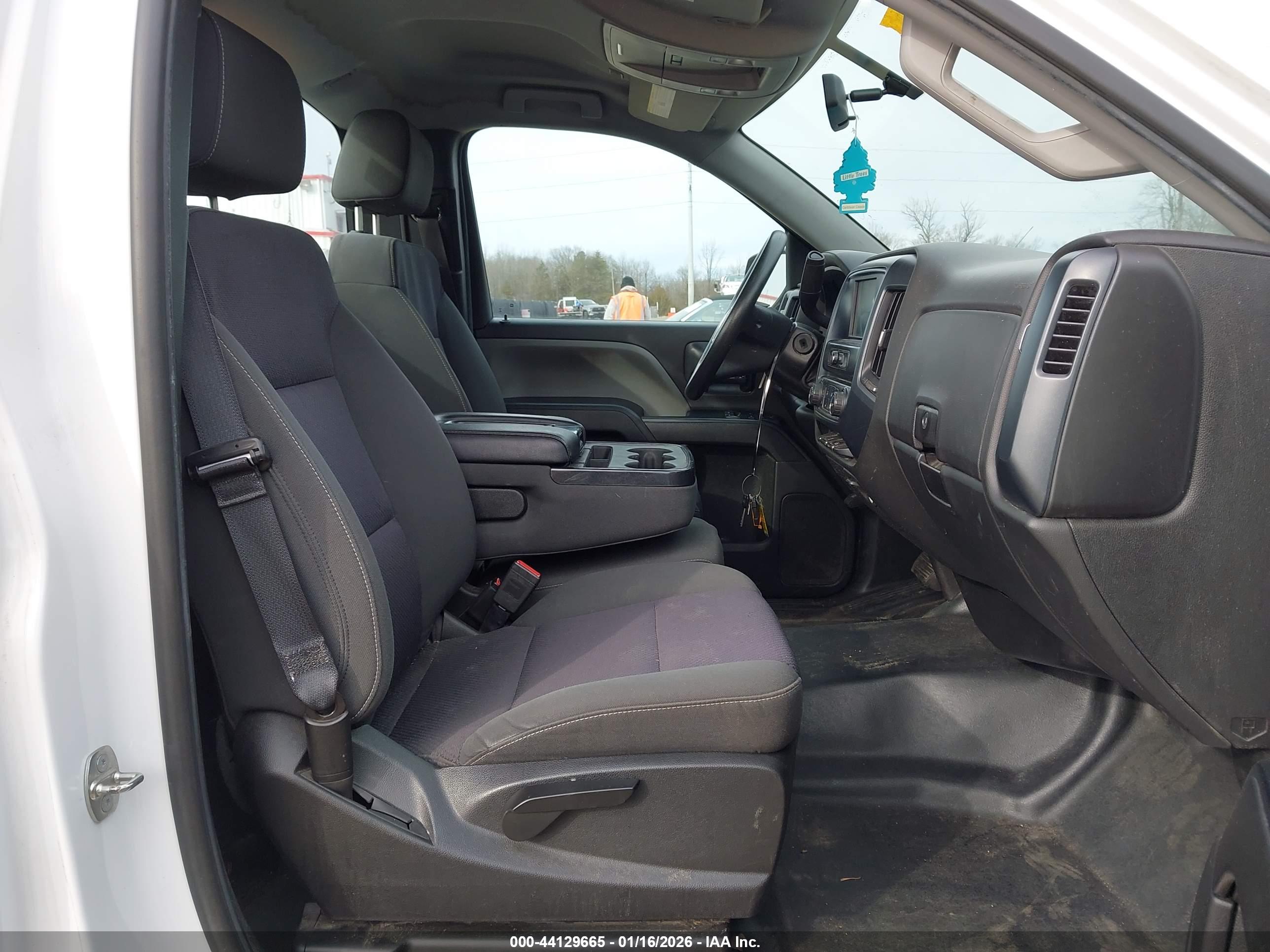 GMC SIERRA image 5