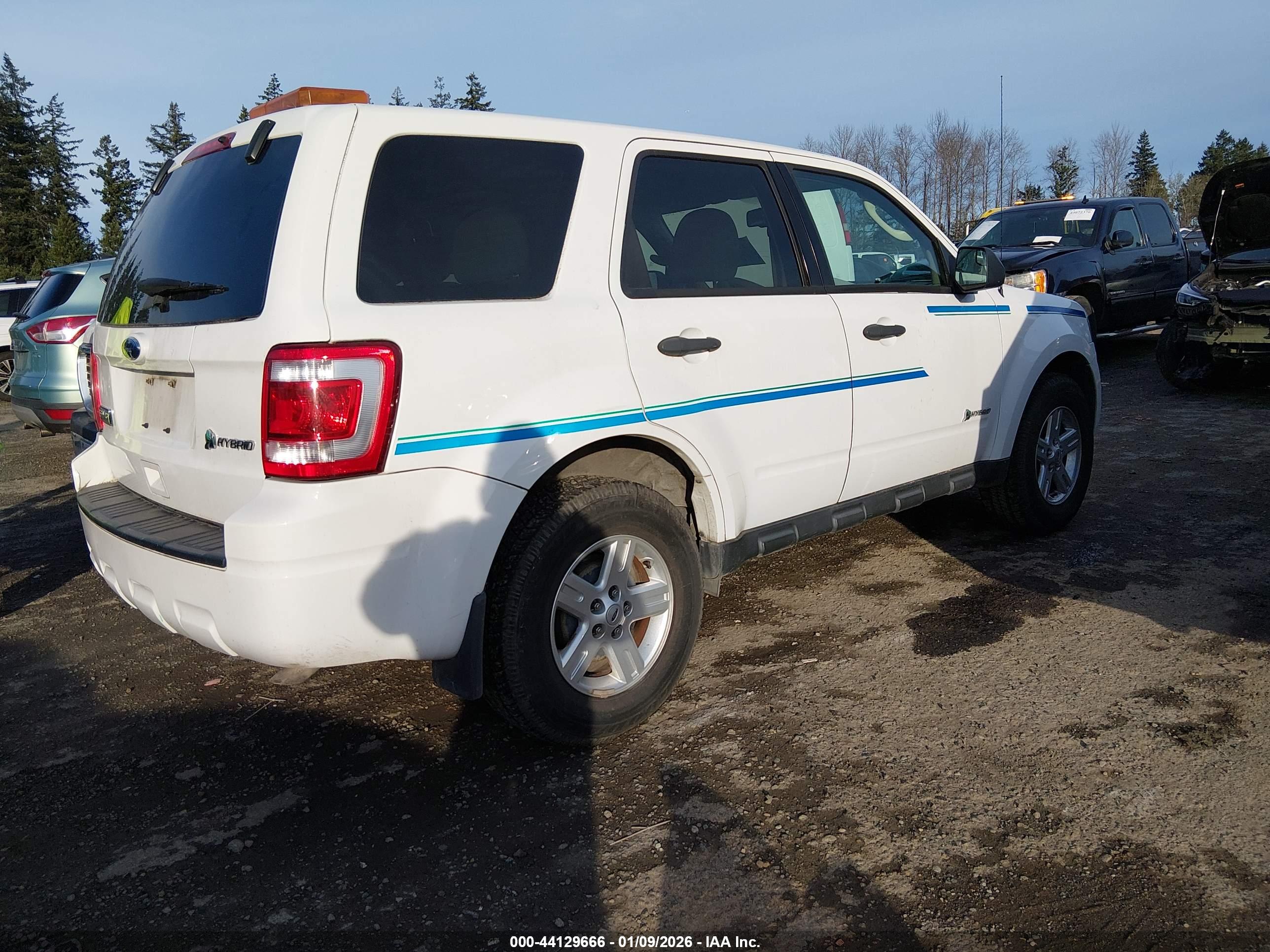 FORD ESCAPE image 4