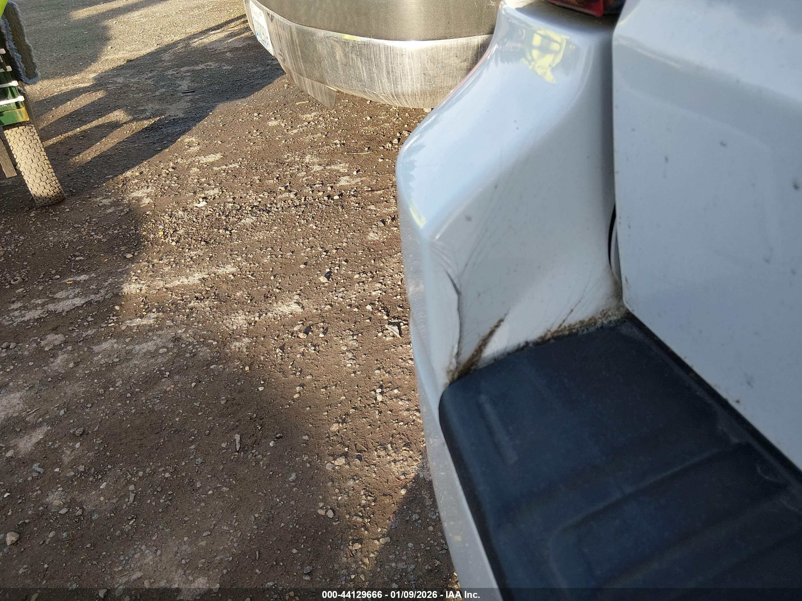 FORD ESCAPE image 6
