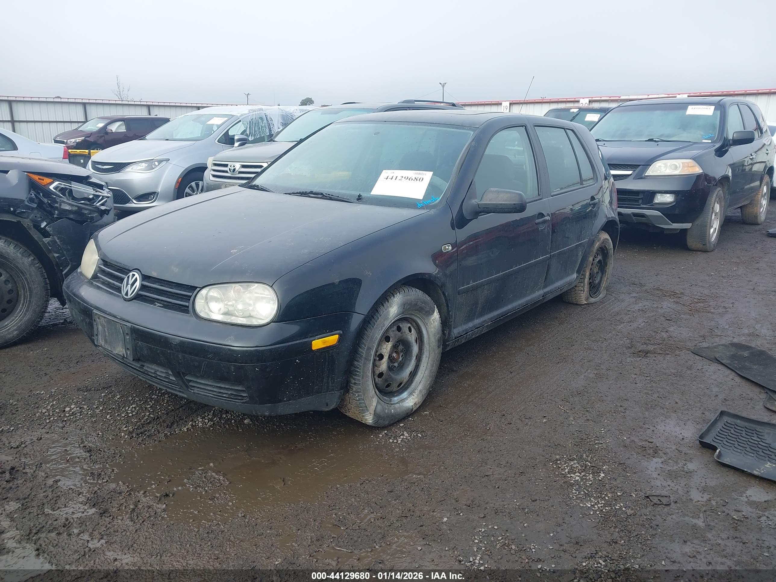 VOLKSWAGEN GOLF image 2
