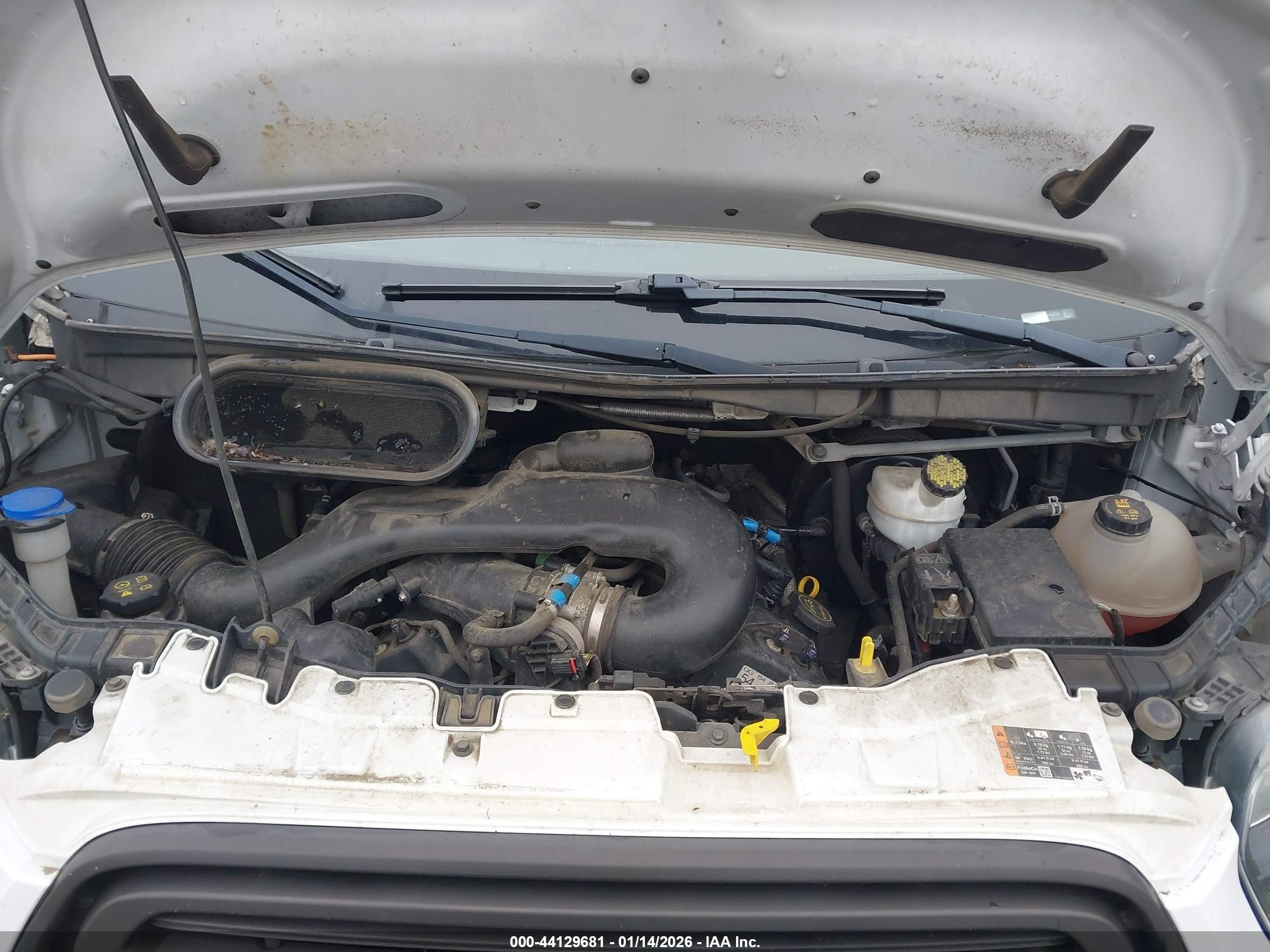 FORD TRANSIT-250 image 10