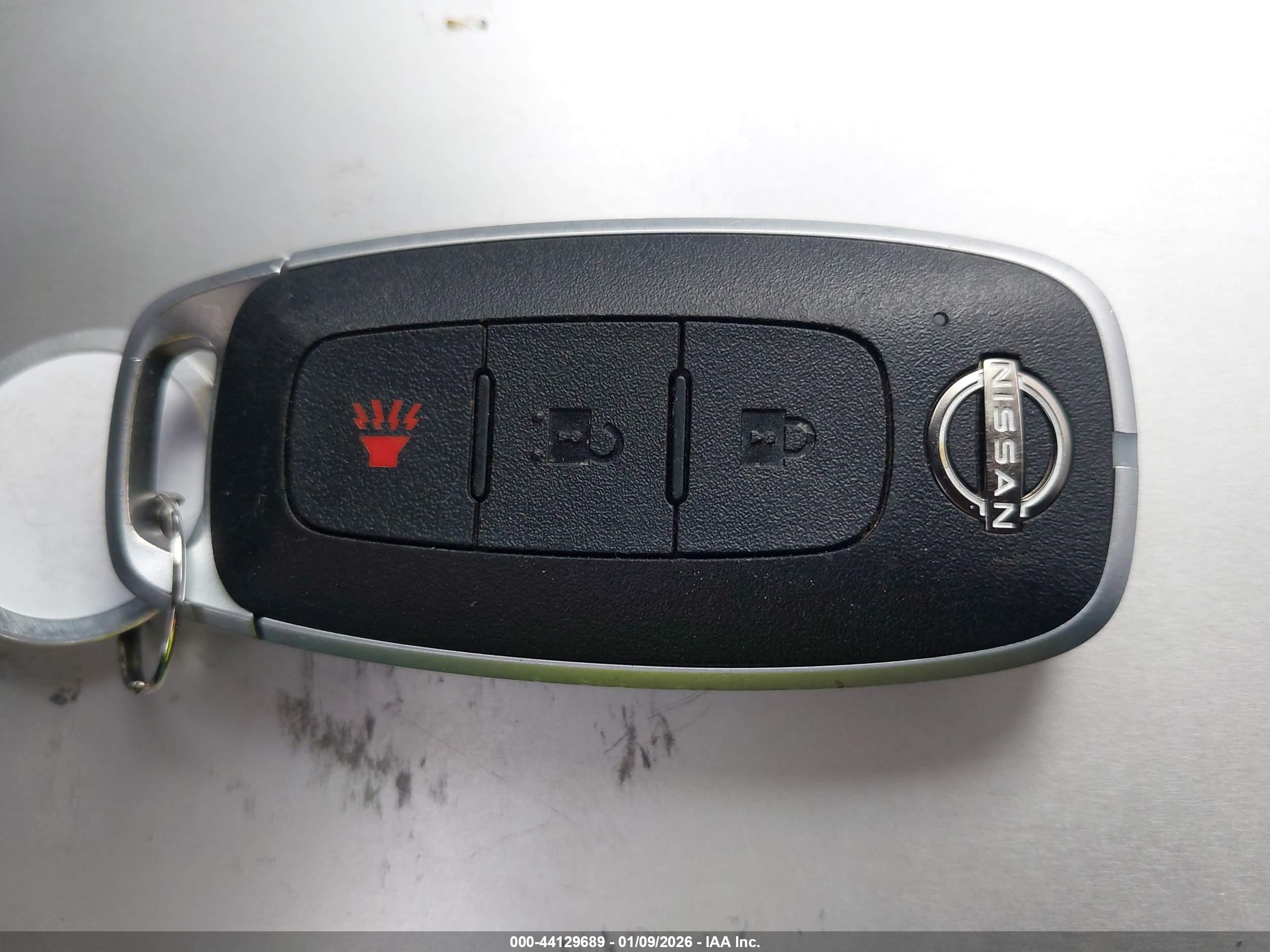 NISSAN KICKS image 11