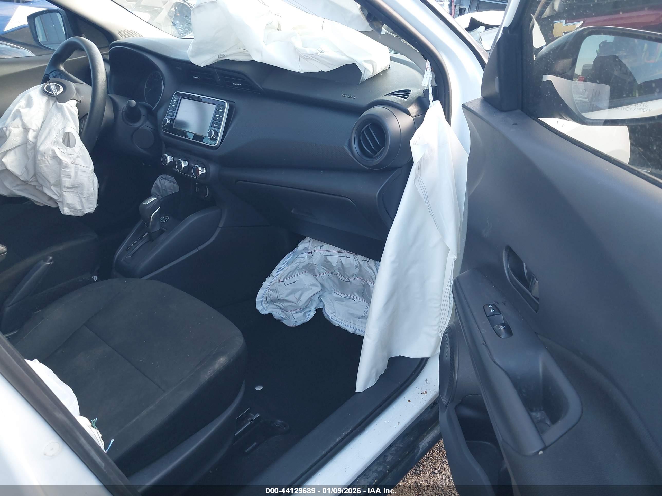 NISSAN KICKS image 5
