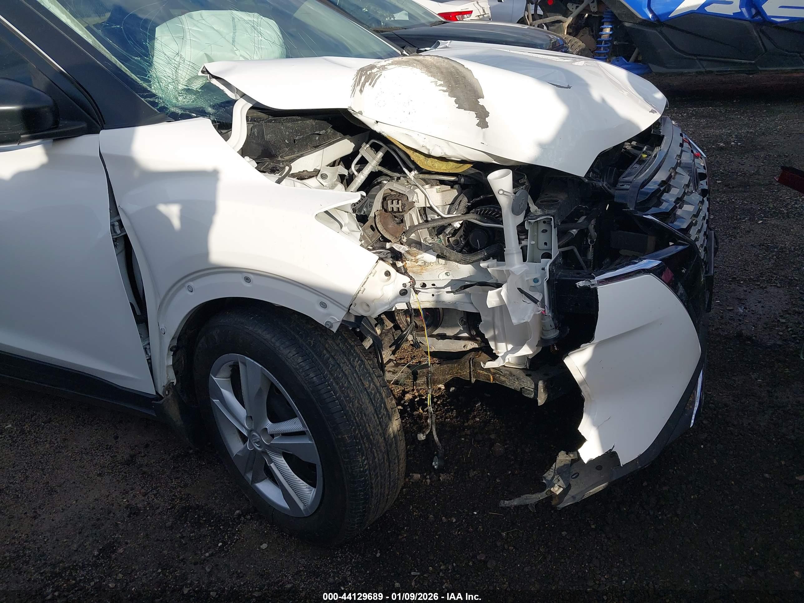 NISSAN KICKS image 6