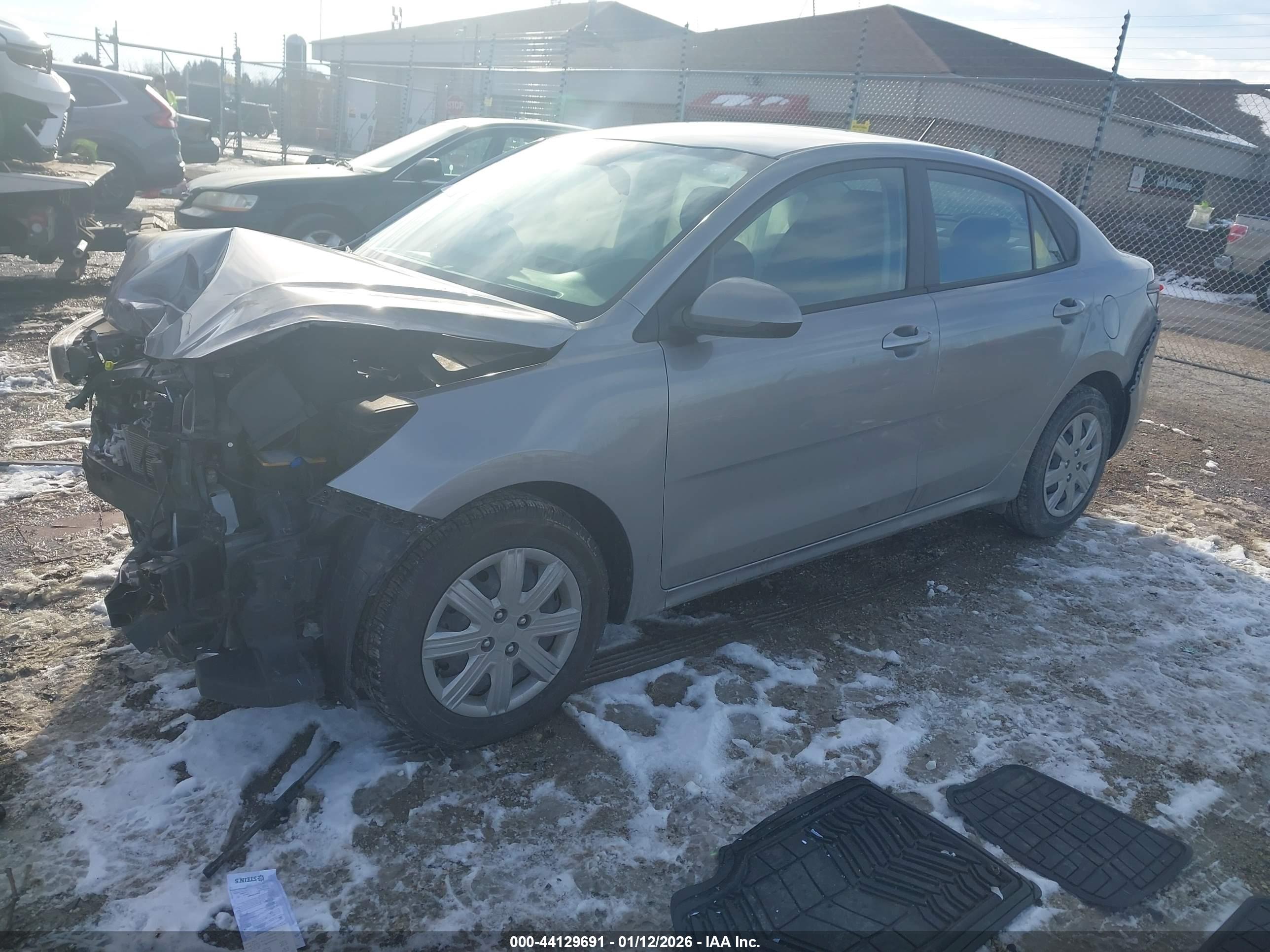 KIA RIO image 2