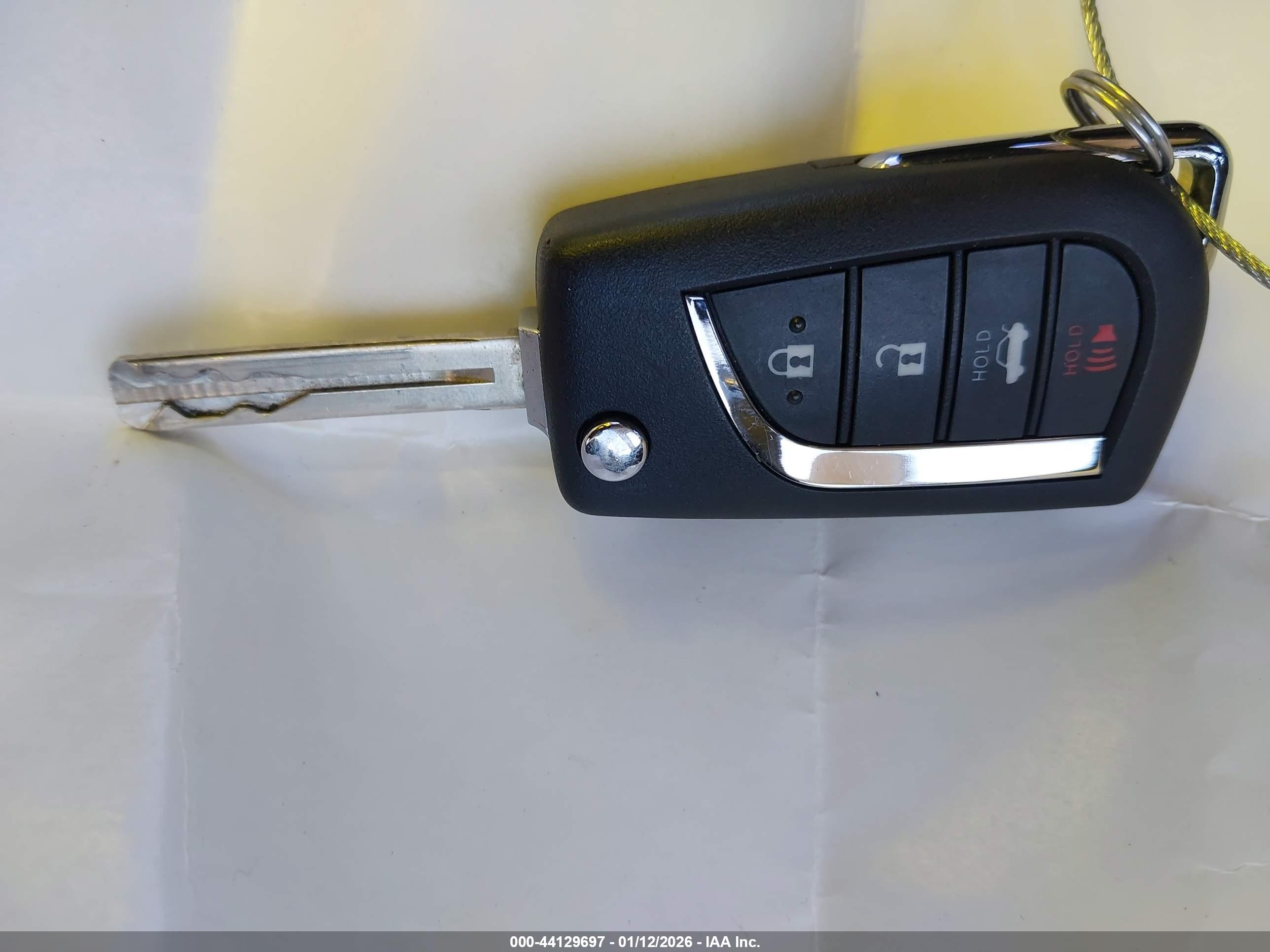 TOYOTA COROLLA image 11