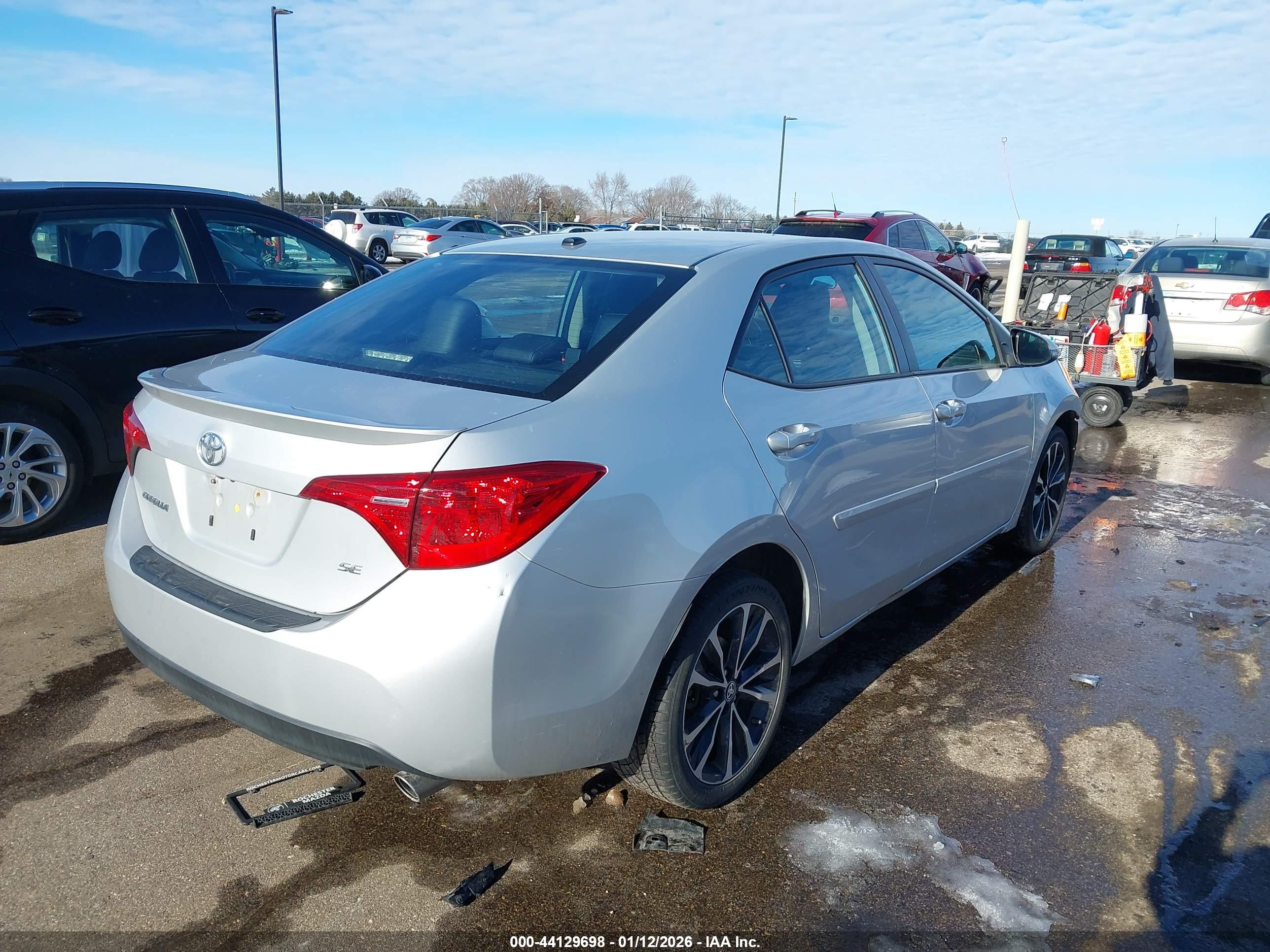 TOYOTA COROLLA image 4