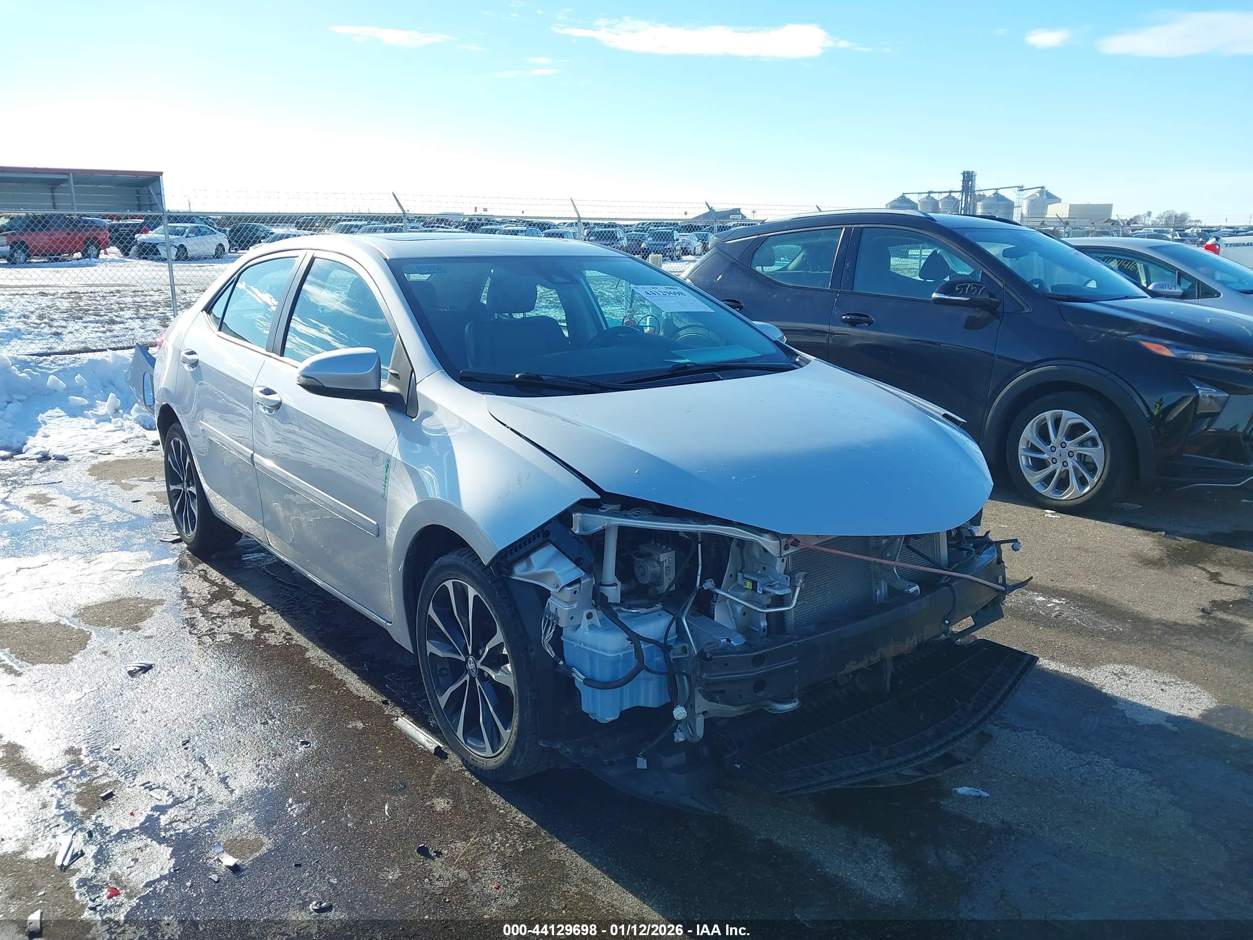 TOYOTA COROLLA image 6