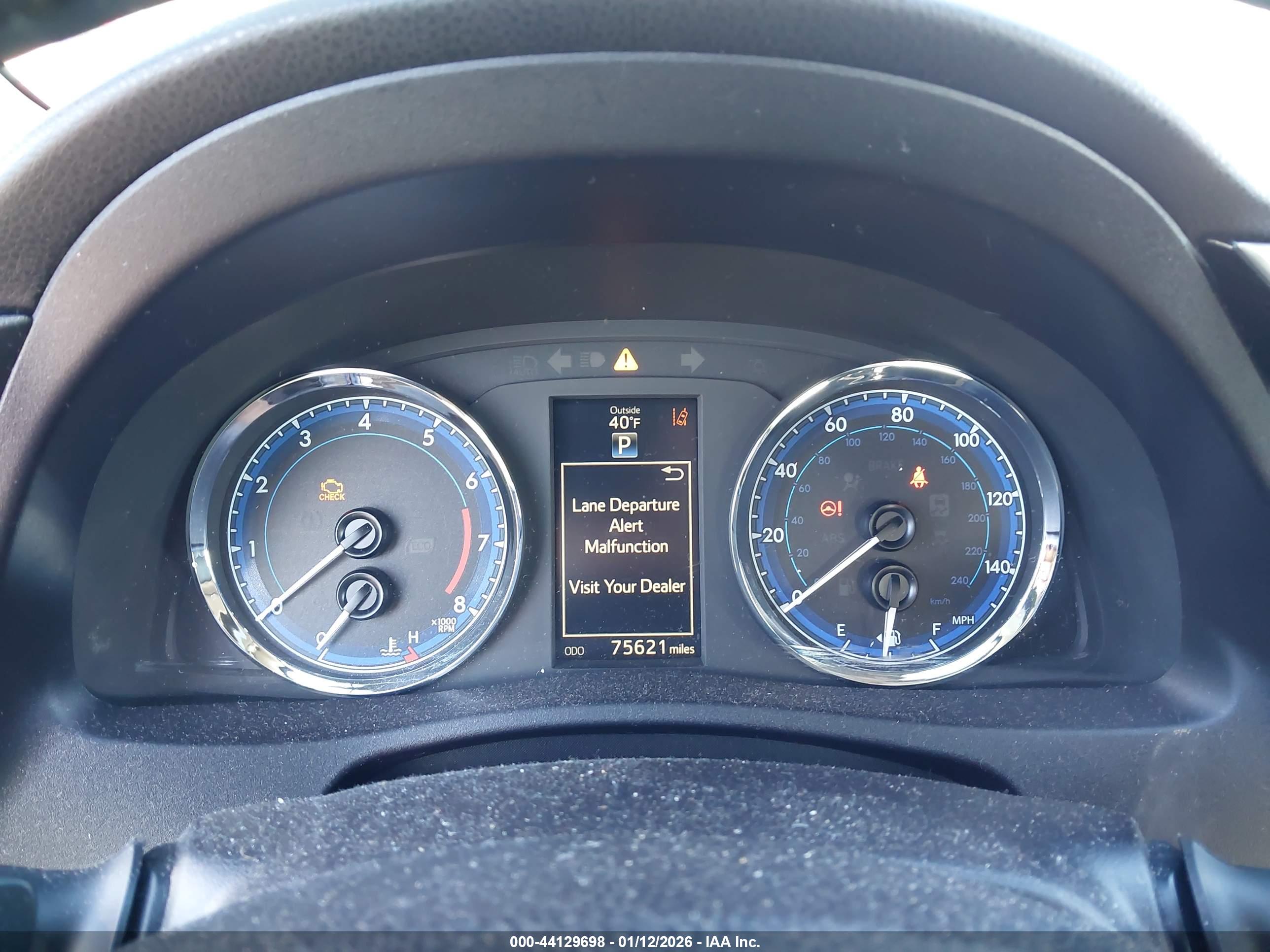 TOYOTA COROLLA image 7