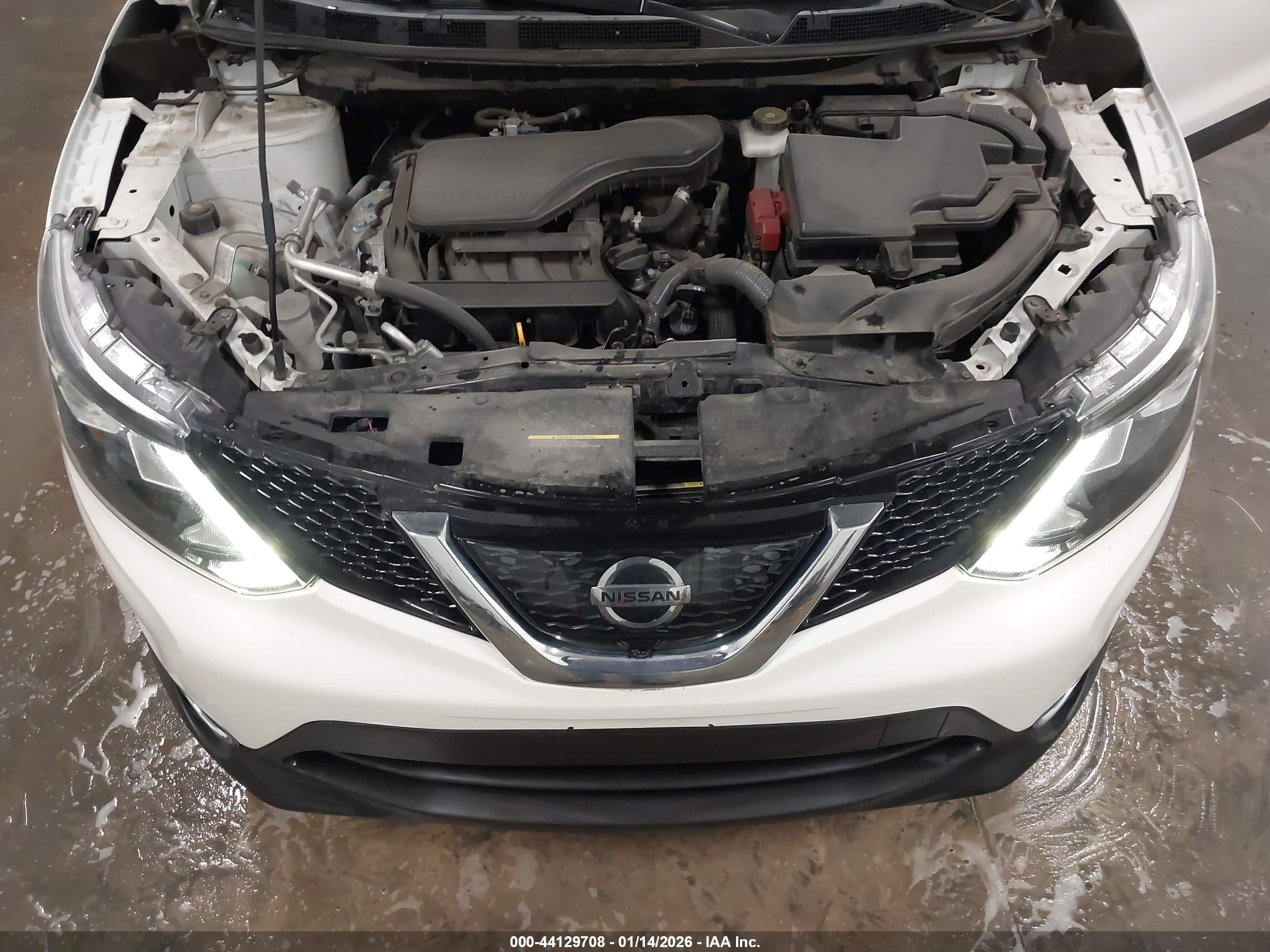 NISSAN ROGUE image 10