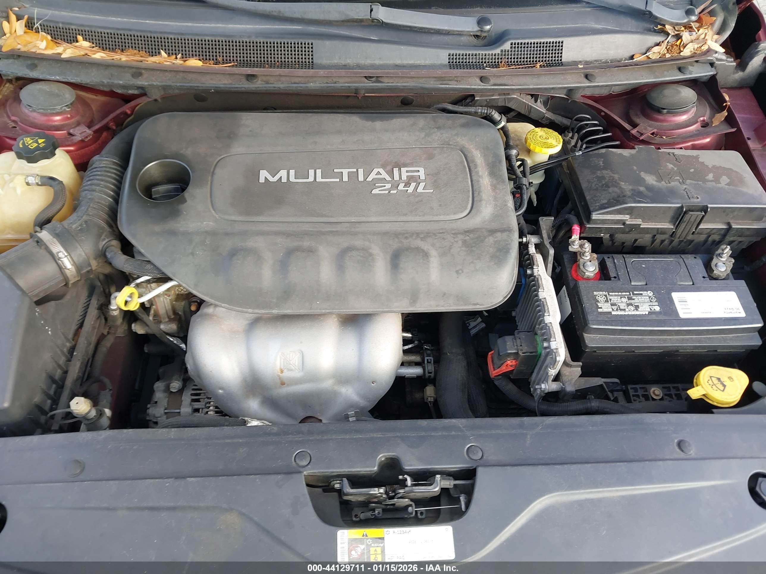 CHRYSLER 200 image 10